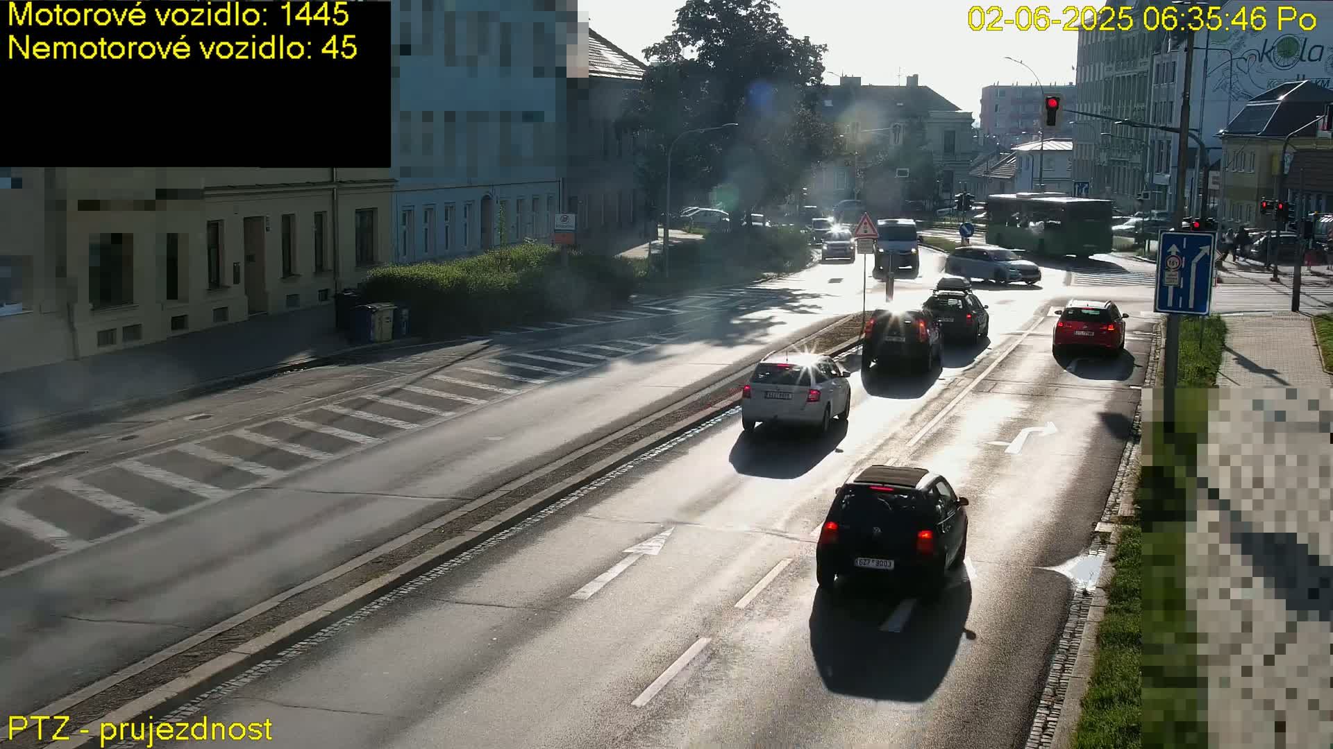 Kroměříž, Husovo & Kotojedska Náměstí Square /ul. 1.Máje (1 May Street) Junction Live Cam - Kromeriz, Zlin, Czechia