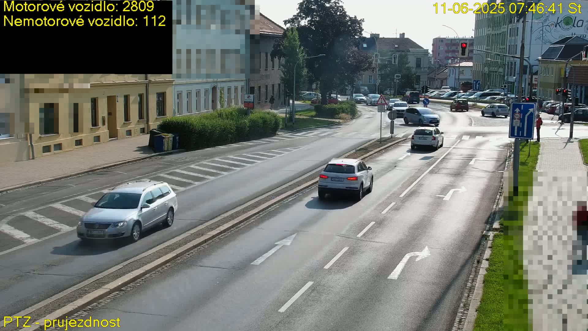 Kroměříž, Husovo & Kotojedska Náměstí Square /ul. 1.Máje (1 May Street) Junction Live Cam - Kromeriz, Zlin, Czechia