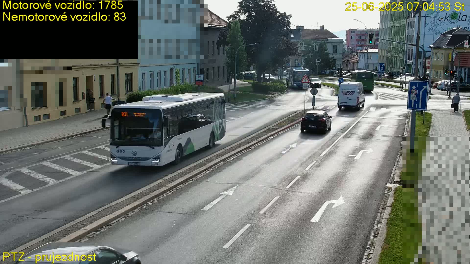 Kroměříž, Husovo & Kotojedska Náměstí Square /ul. 1.Máje (1 May Street) Junction Live Cam - Kromeriz, Zlin, Czechia
