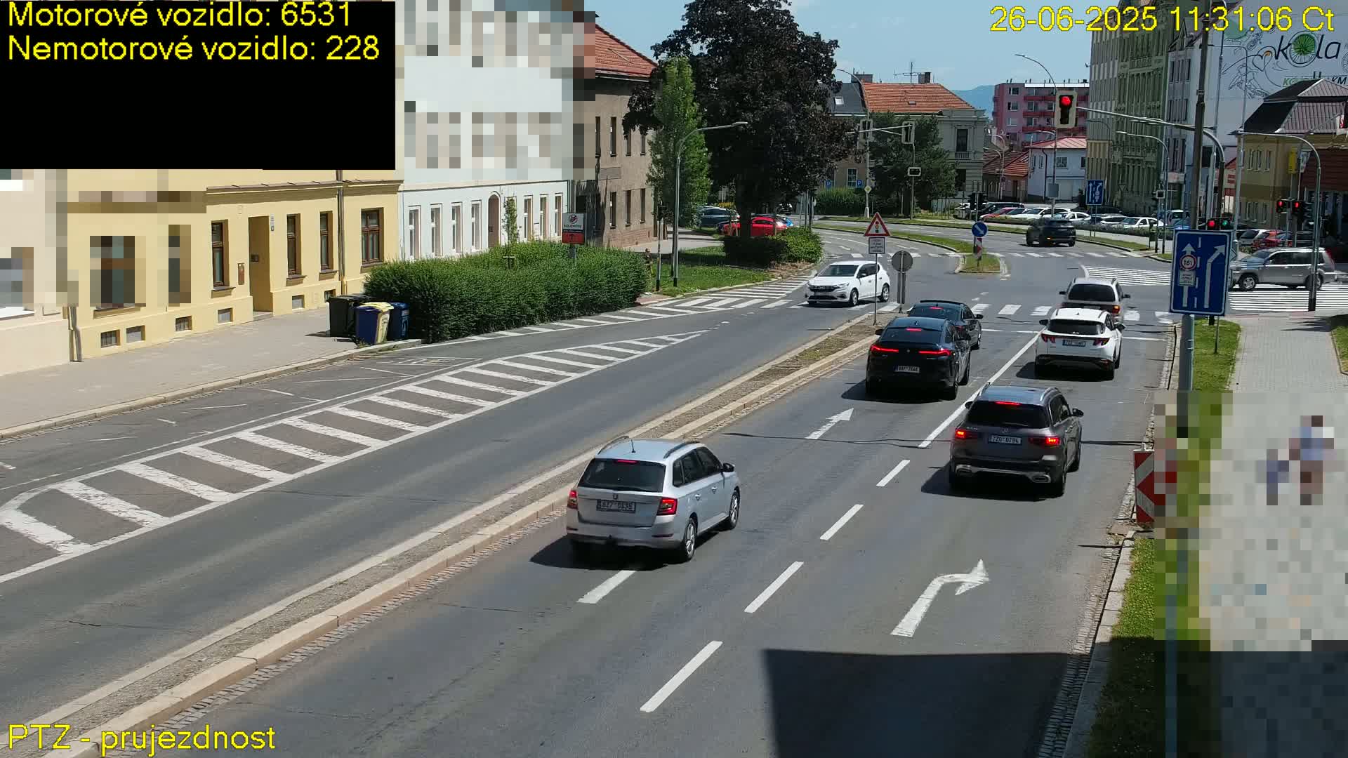Kroměříž, Husovo & Kotojedska Náměstí Square /ul. 1.Máje (1 May Street) Junction Live Cam - Kromeriz, Zlin, Czechia