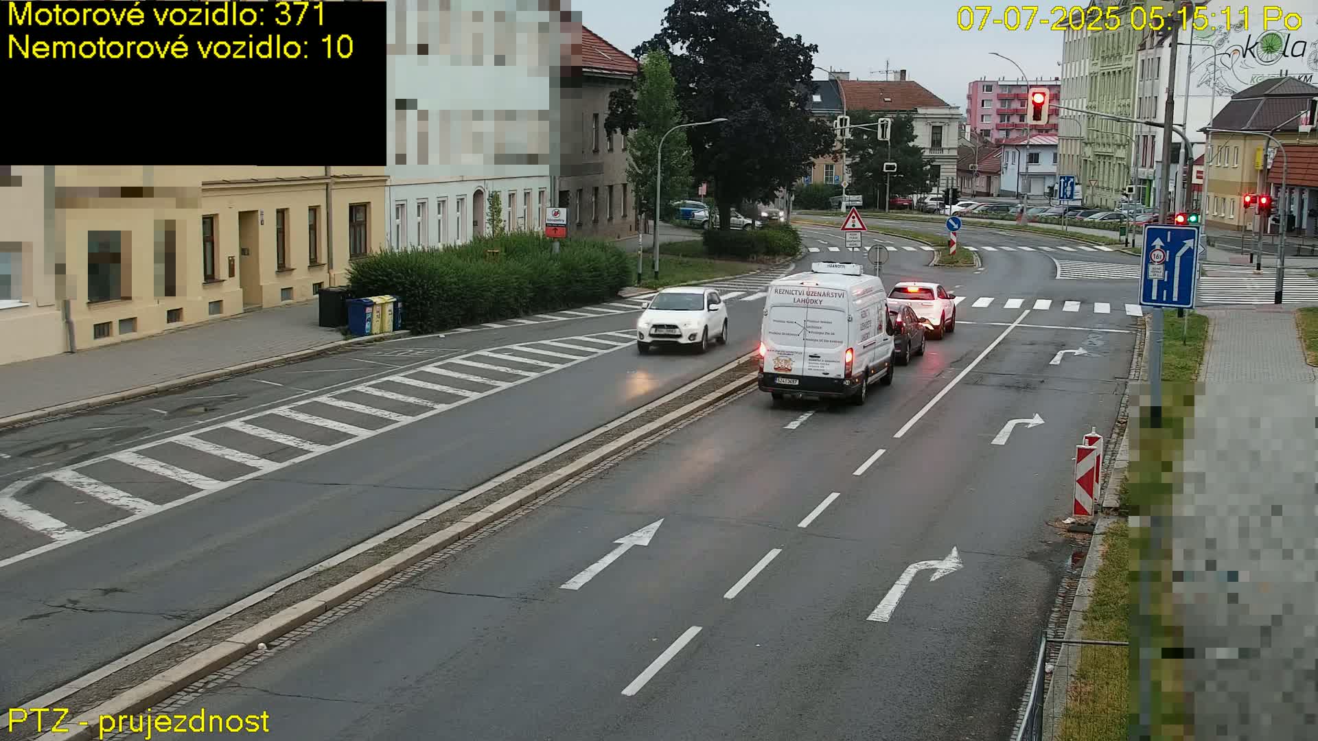 Kroměříž, Husovo & Kotojedska Náměstí Square /ul. 1.Máje (1 May Street) Junction Live Cam - Kromeriz, Zlin, Czechia