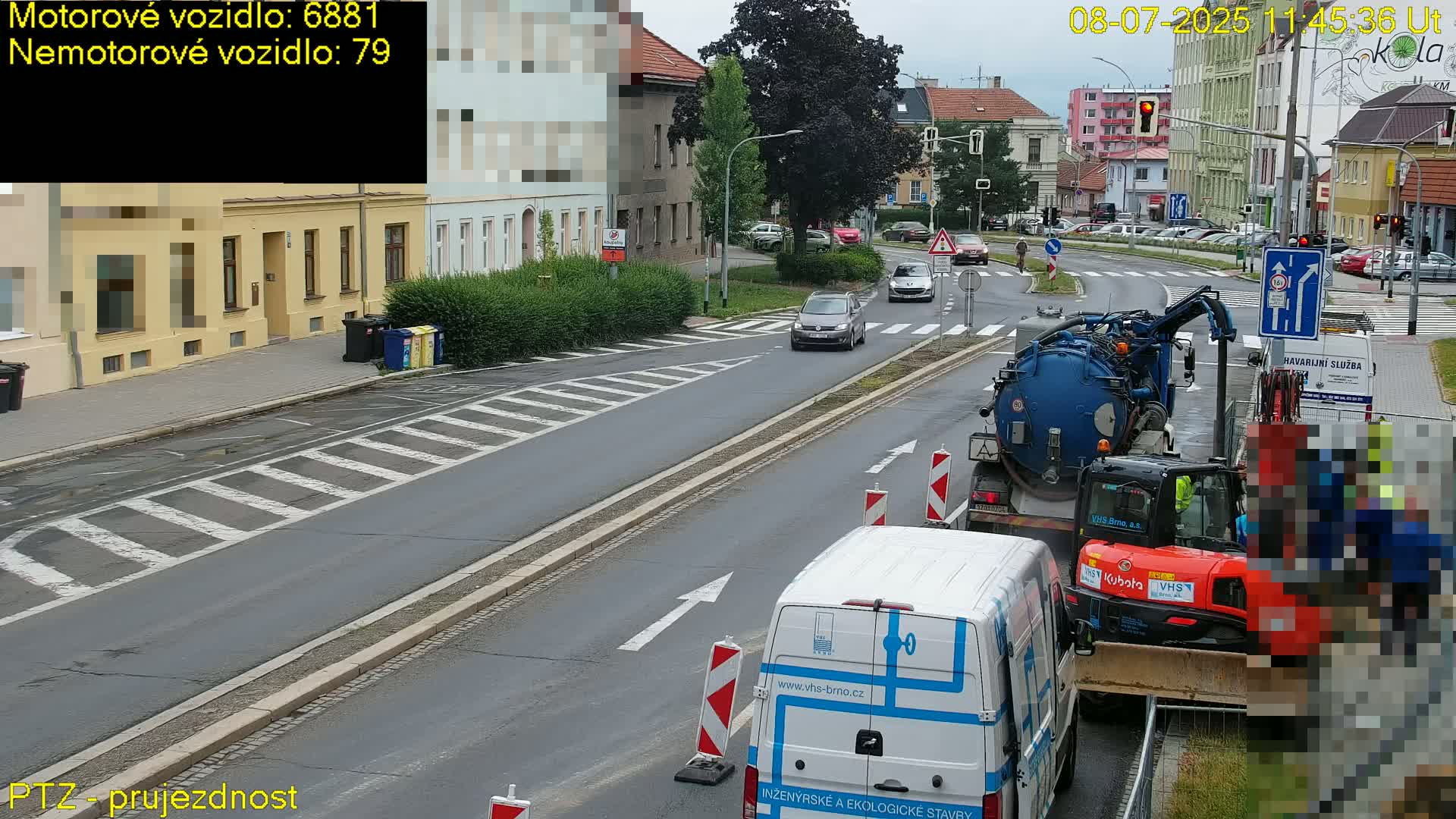 Kroměříž, Husovo & Kotojedska Náměstí Square /ul. 1.Máje (1 May Street) Junction Live Cam - Kromeriz, Zlin, Czechia