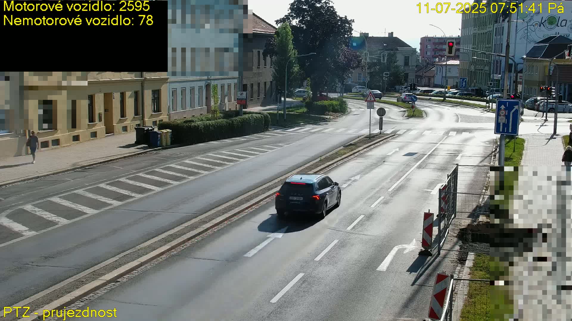 Kroměříž, Husovo & Kotojedska Náměstí Square /ul. 1.Máje (1 May Street) Junction Live Cam - Kromeriz, Zlin, Czechia