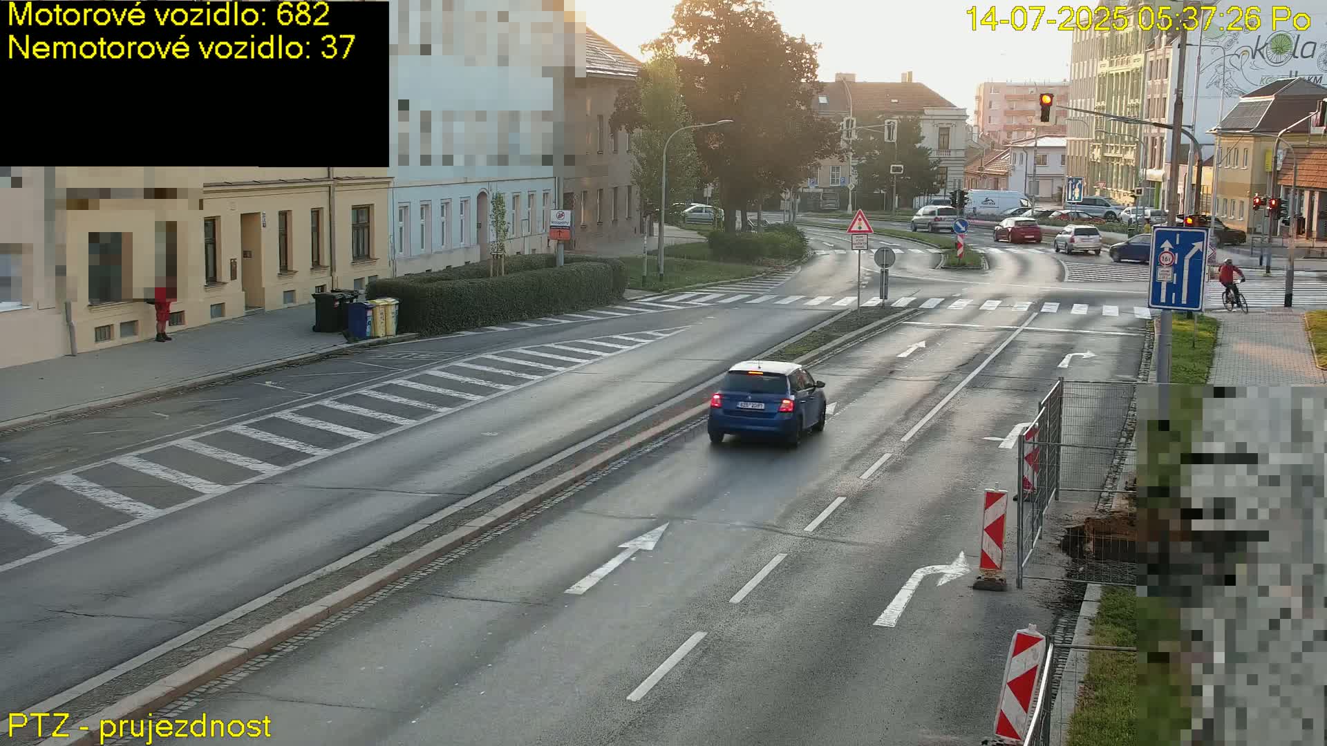 Kroměříž, Husovo & Kotojedska Náměstí Square /ul. 1.Máje (1 May Street) Junction Live Cam - Kromeriz, Zlin, Czechia
