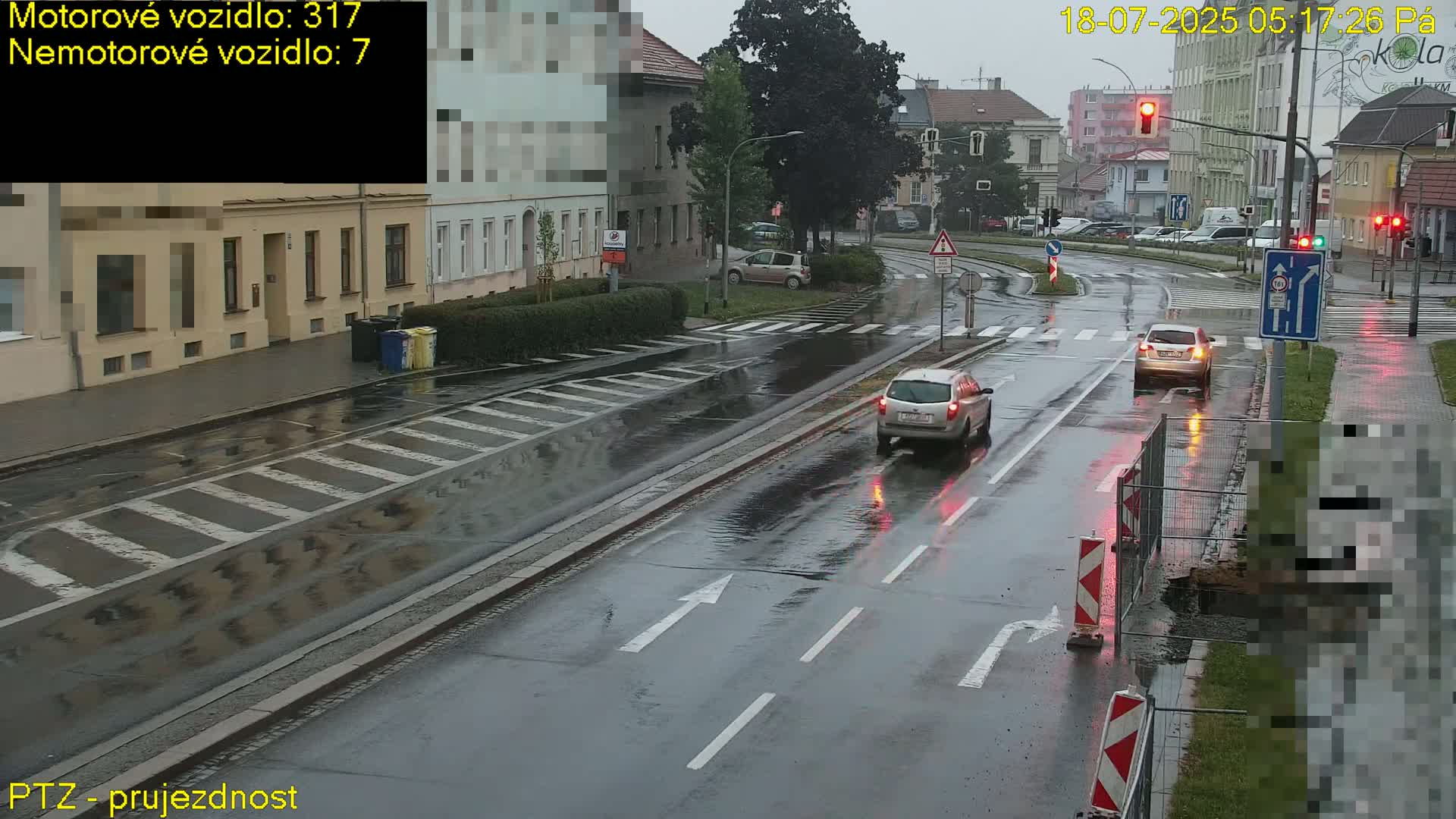 Kroměříž, Husovo & Kotojedska Náměstí Square /ul. 1.Máje (1 May Street) Junction Live Cam - Kromeriz, Zlin, Czechia