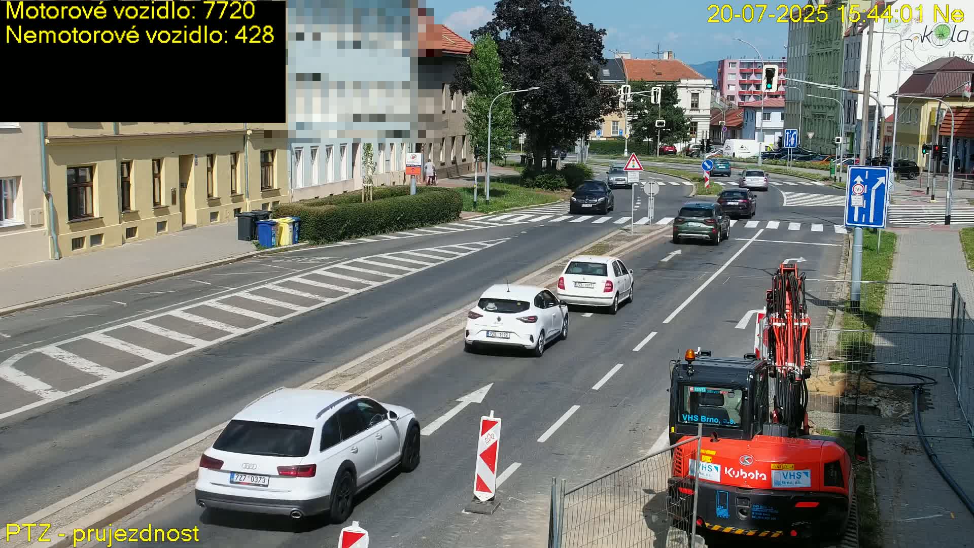 Kroměříž, Husovo & Kotojedska Náměstí Square /ul. 1.Máje (1 May Street) Junction Live Cam - Kromeriz, Zlin, Czechia