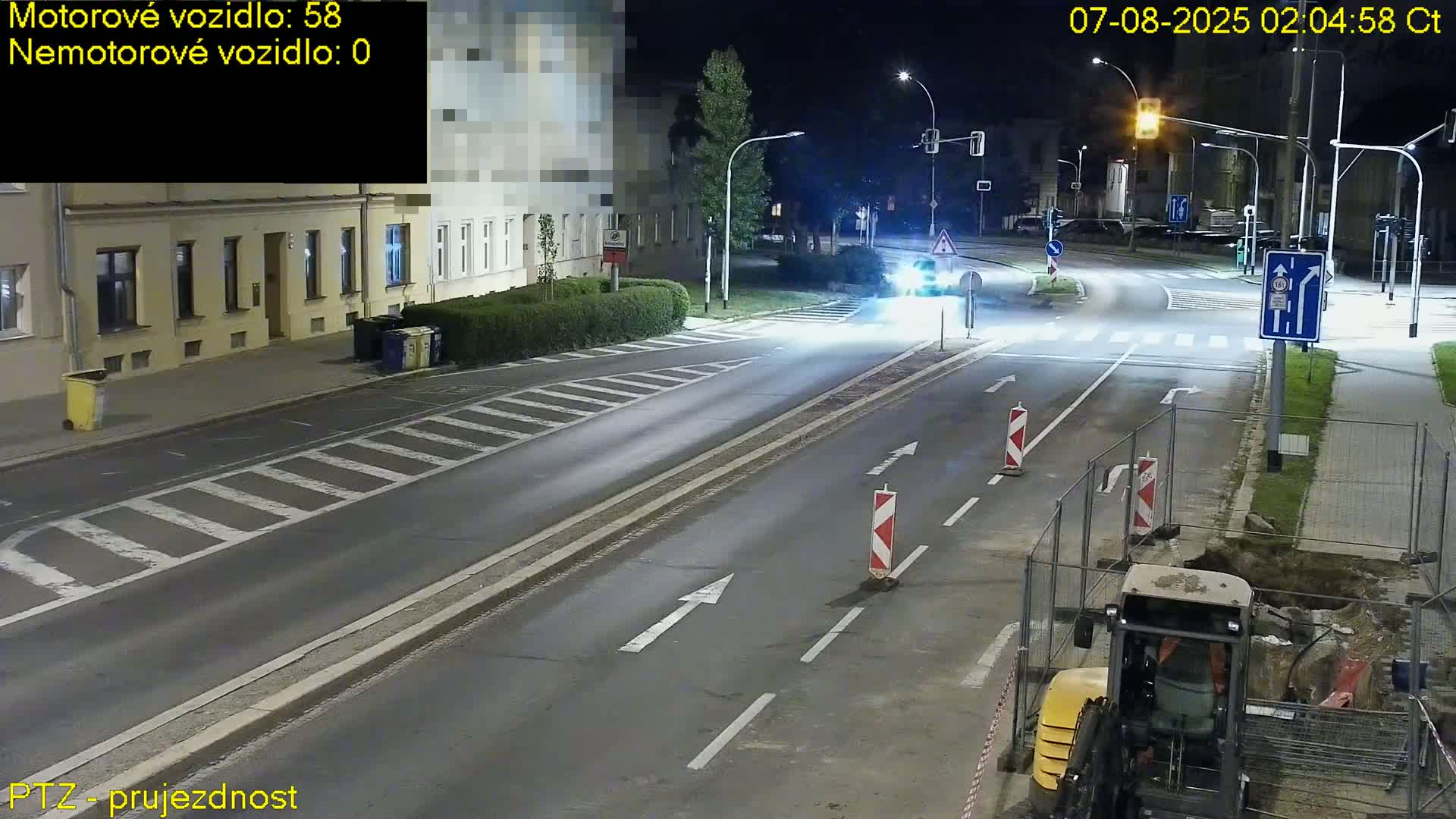 Kroměříž, Husovo & Kotojedska Náměstí Square /ul. 1.Máje (1 May Street) Junction Live Cam - Kromeriz, Zlin, Czechia