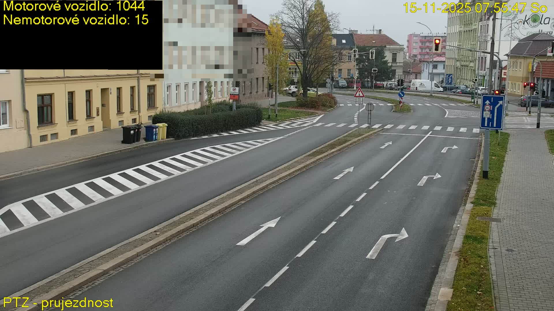 Kroměříž, Husovo & Kotojedska Náměstí Square /ul. 1.Máje (1 May Street) Junction Live Cam - Kromeriz, Zlin, Czechia