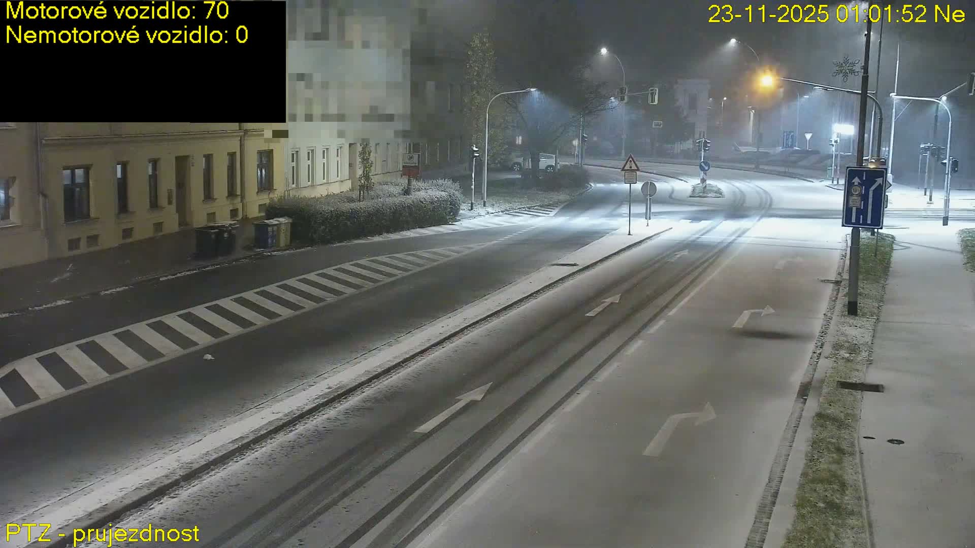 Kroměříž, Husovo & Kotojedska Náměstí Square /ul. 1.Máje (1 May Street) Junction Live Cam - Kromeriz, Zlin, Czechia