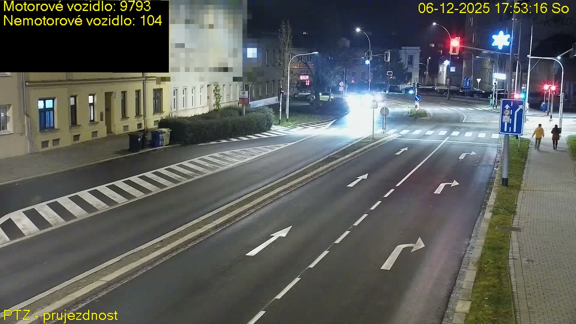 Kroměříž, Husovo & Kotojedska Náměstí Square /ul. 1.Máje (1 May Street) Junction Live Cam - Kromeriz, Zlin, Czechia