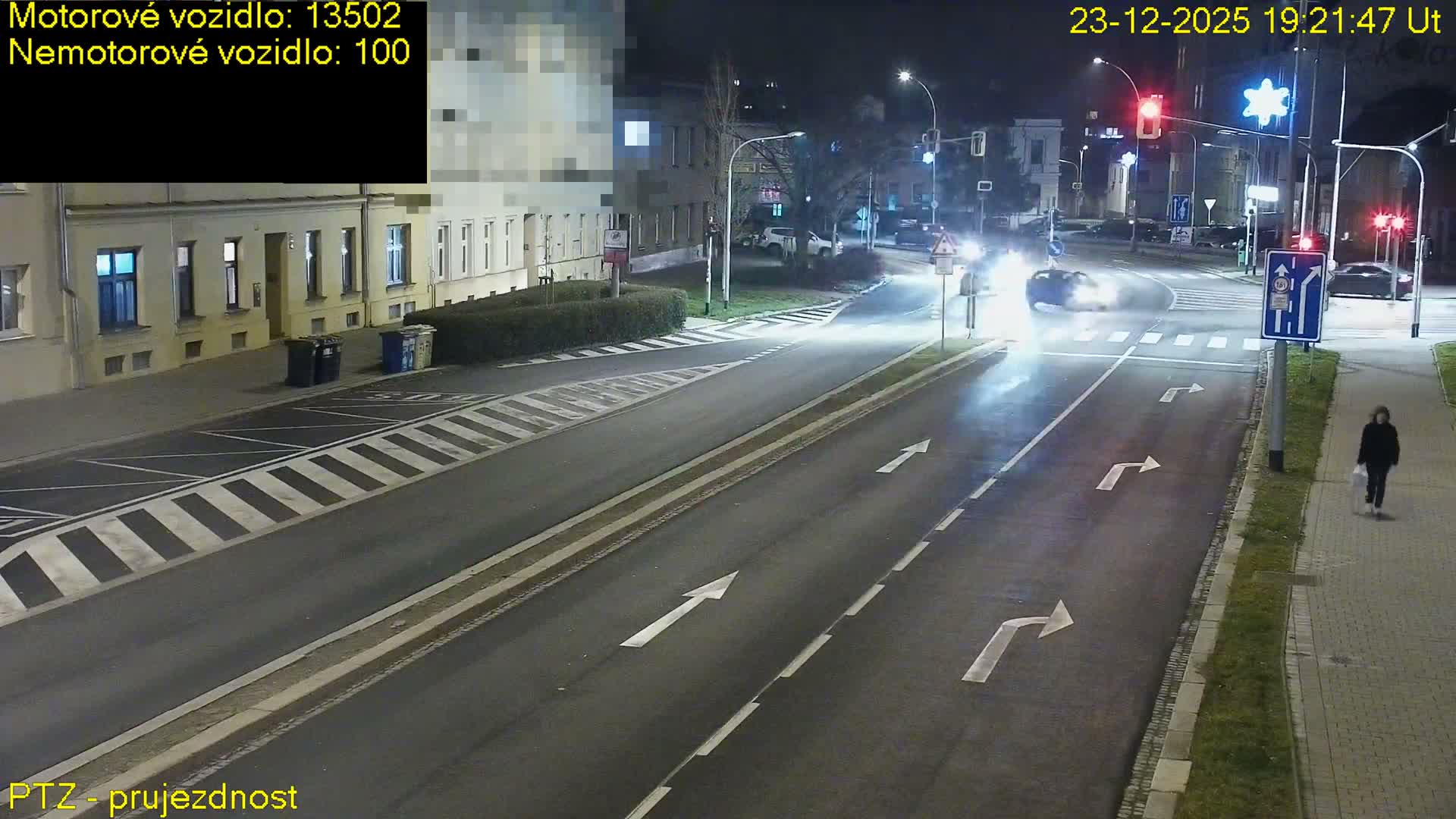 Kroměříž, Husovo & Kotojedska Náměstí Square /ul. 1.Máje (1 May Street) Junction Live Cam - Kromeriz, Zlin, Czechia