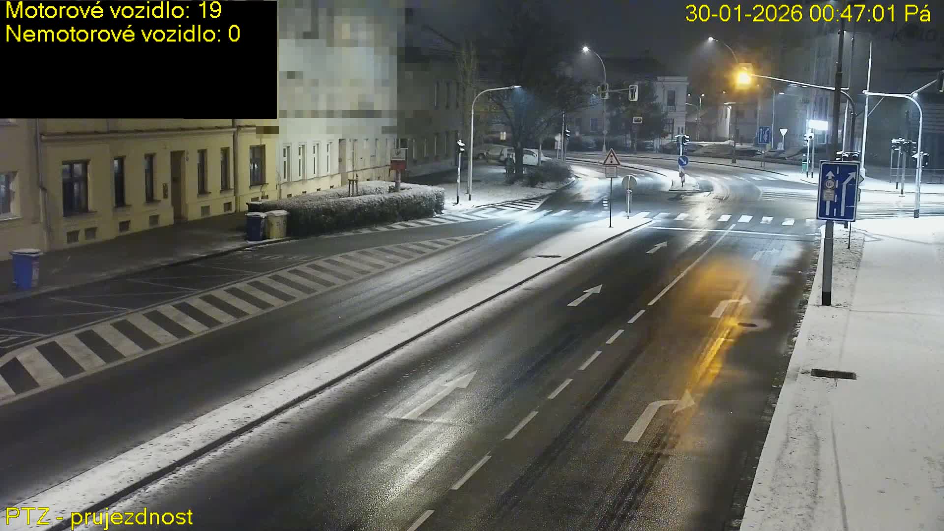 Kroměříž, Husovo & Kotojedska Náměstí Square /ul. 1.Máje (1 May Street) Junction Live Cam - Kromeriz, Zlin, Czechia