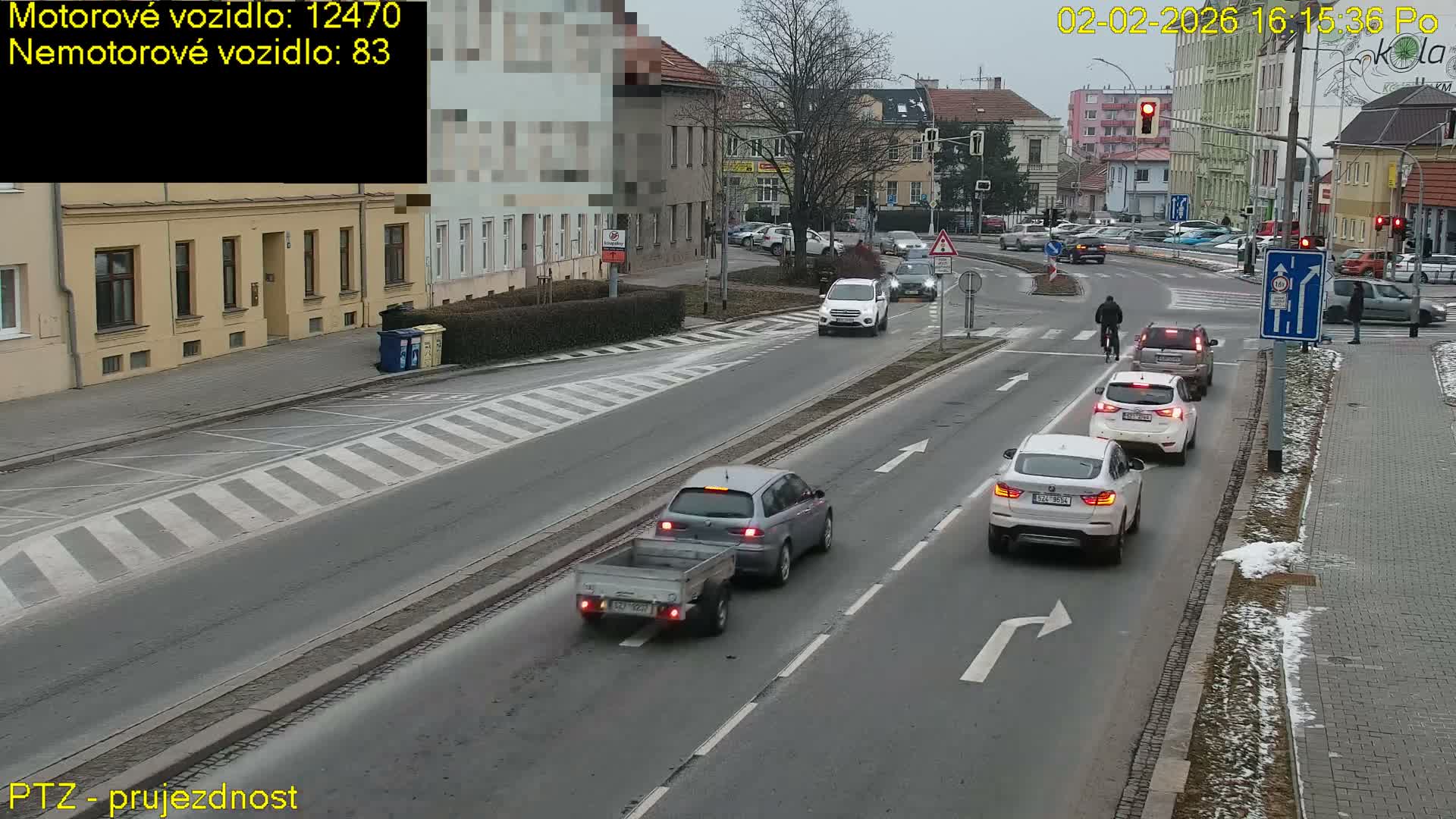 Kroměříž, Husovo & Kotojedska Náměstí Square /ul. 1.Máje (1 May Street) Junction Live Cam - Kromeriz, Zlin, Czechia