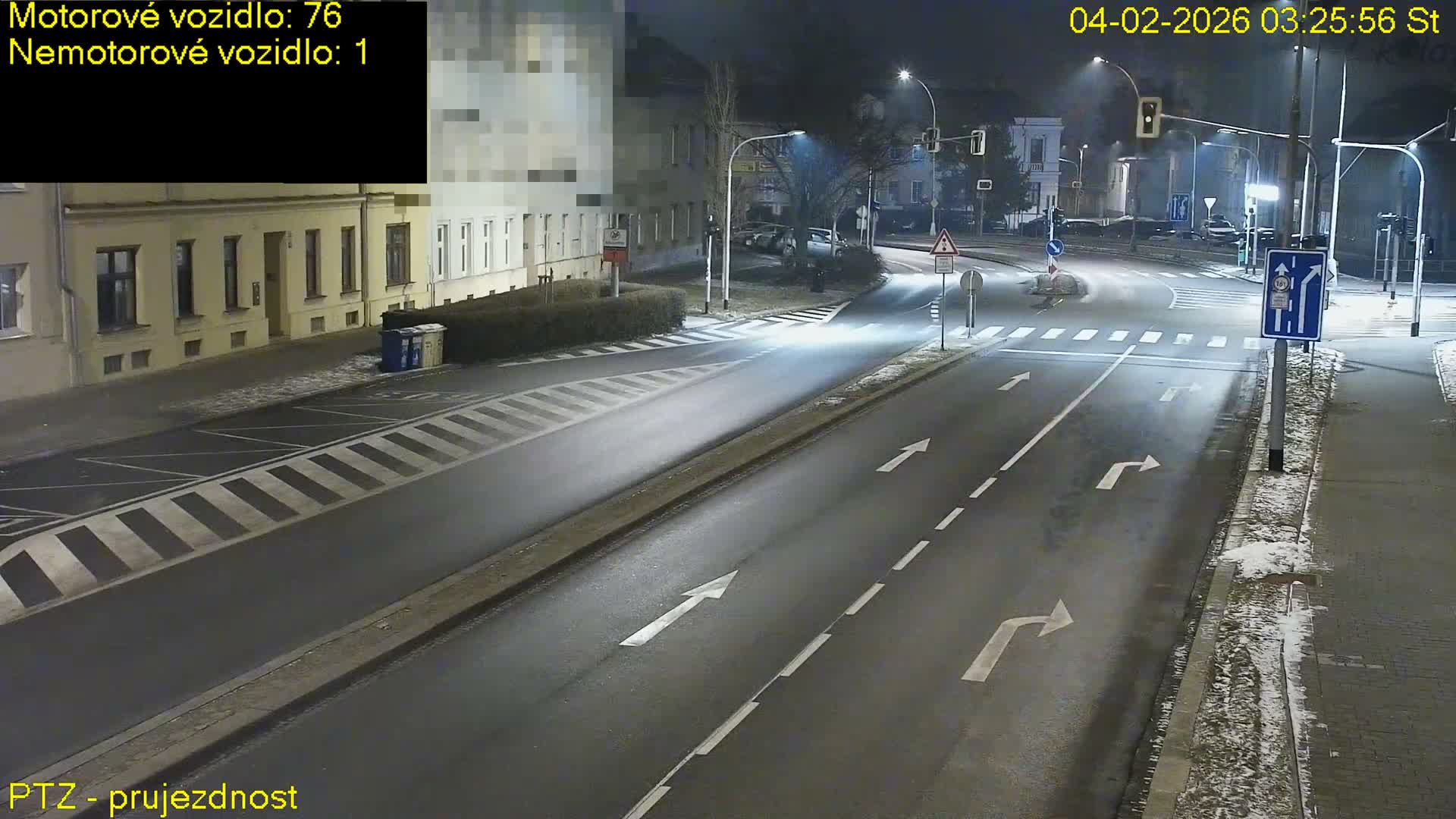 Kroměříž, Husovo & Kotojedska Náměstí Square /ul. 1.Máje (1 May Street) Junction Live Cam - Kromeriz, Zlin, Czechia