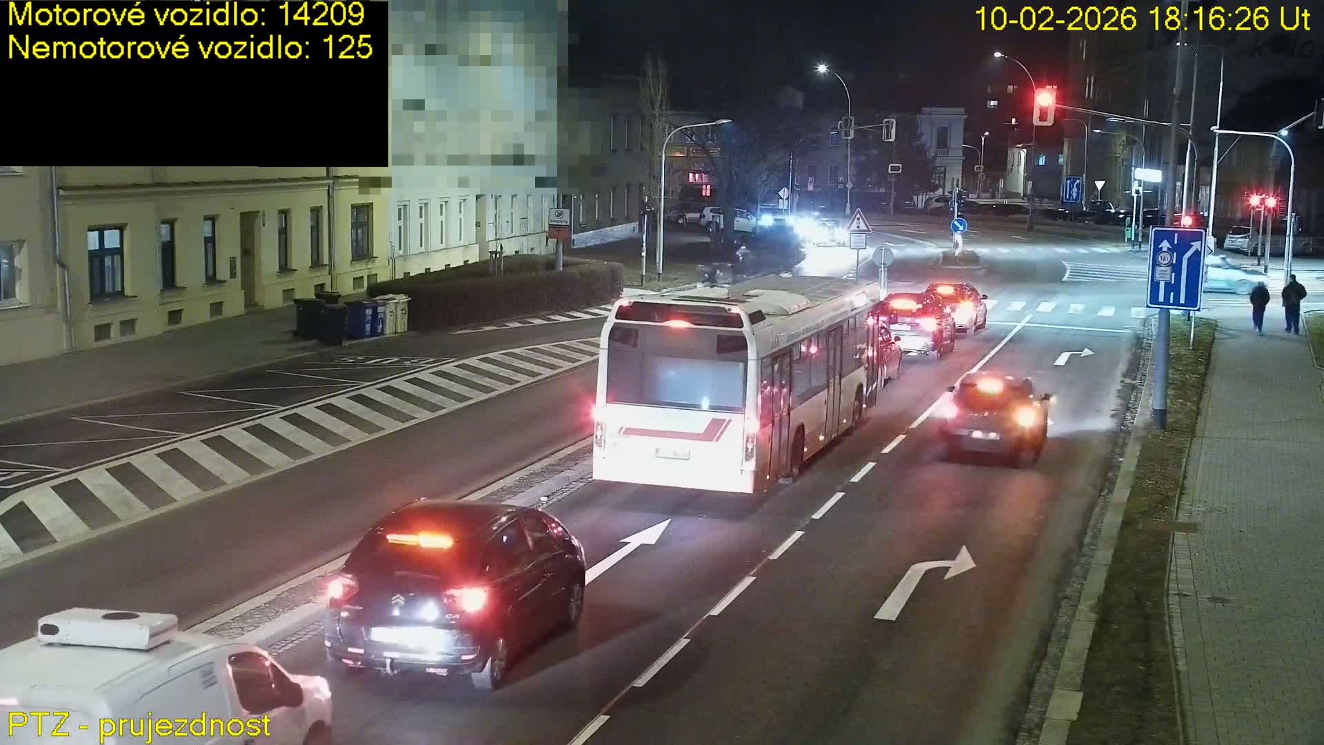 Kroměříž, Husovo & Kotojedska Náměstí Square /ul. 1.Máje (1 May Street) Junction Live Cam - Kromeriz, Zlin, Czechia