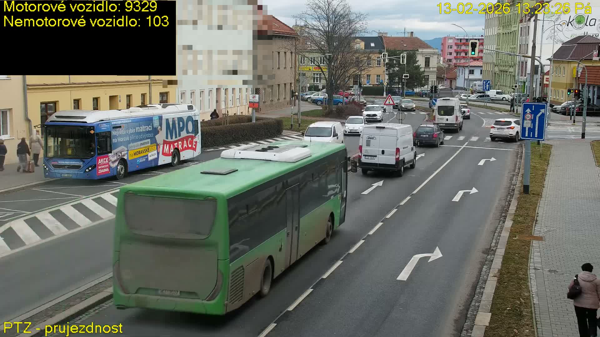 Kroměříž, Husovo & Kotojedska Náměstí Square /ul. 1.Máje (1 May Street) Junction Live Cam - Kromeriz, Zlin, Czechia