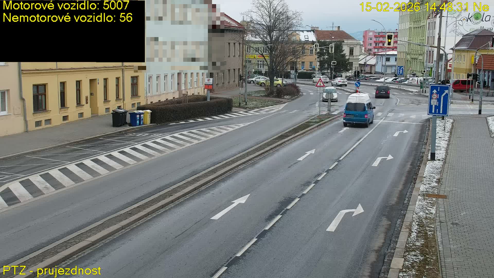 Kroměříž, Husovo & Kotojedska Náměstí Square /ul. 1.Máje (1 May Street) Junction Live Cam - Kromeriz, Zlin, Czechia