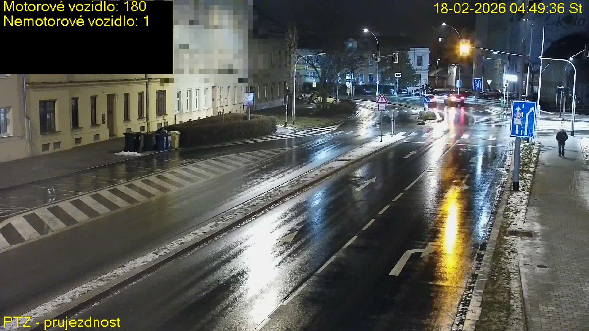 Kroměříž, Husovo & Kotojedska Náměstí Square /ul. 1.Máje (1 May Street) Junction Live Cam - Kromeriz, Zlin, Czechia