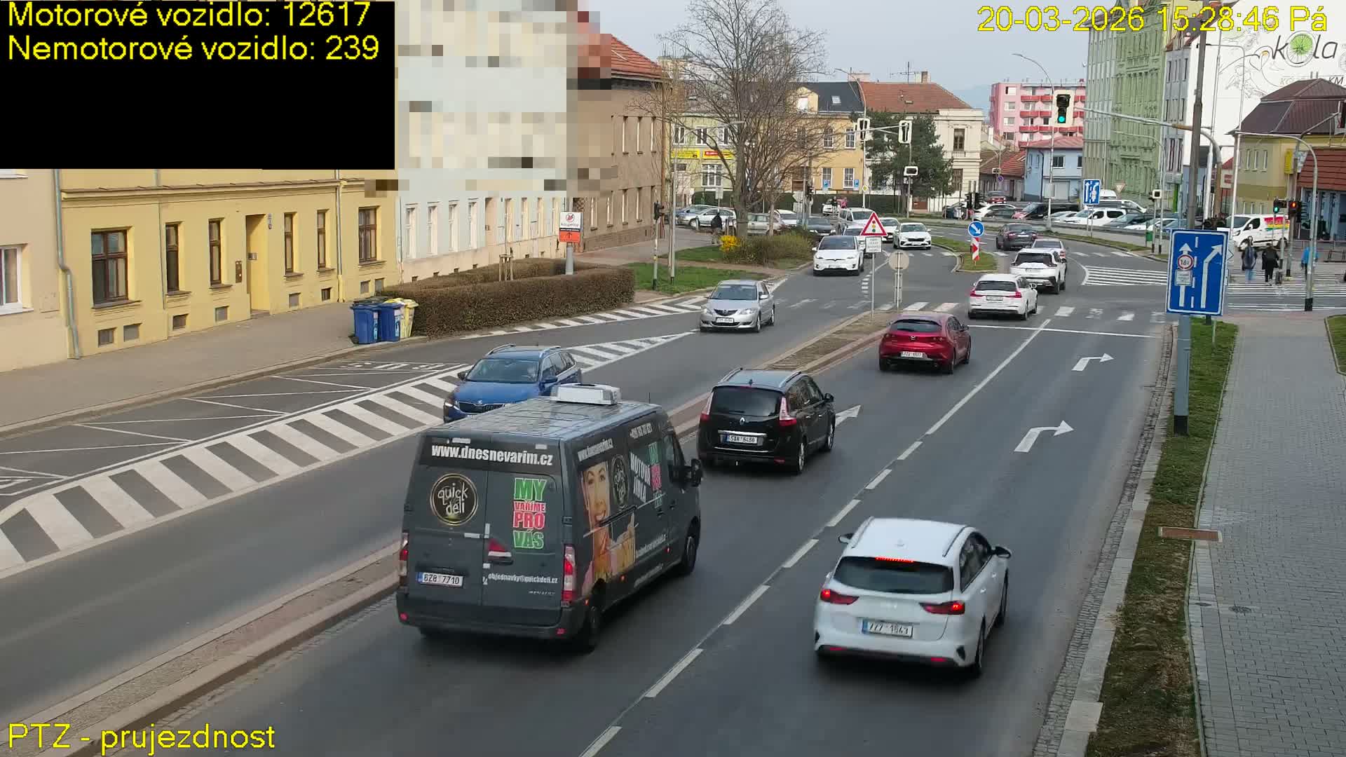 Kroměříž, Husovo & Kotojedska Náměstí Square /ul. 1.Máje (1 May Street) Junction Live Cam - Kromeriz, Zlin, Czechia