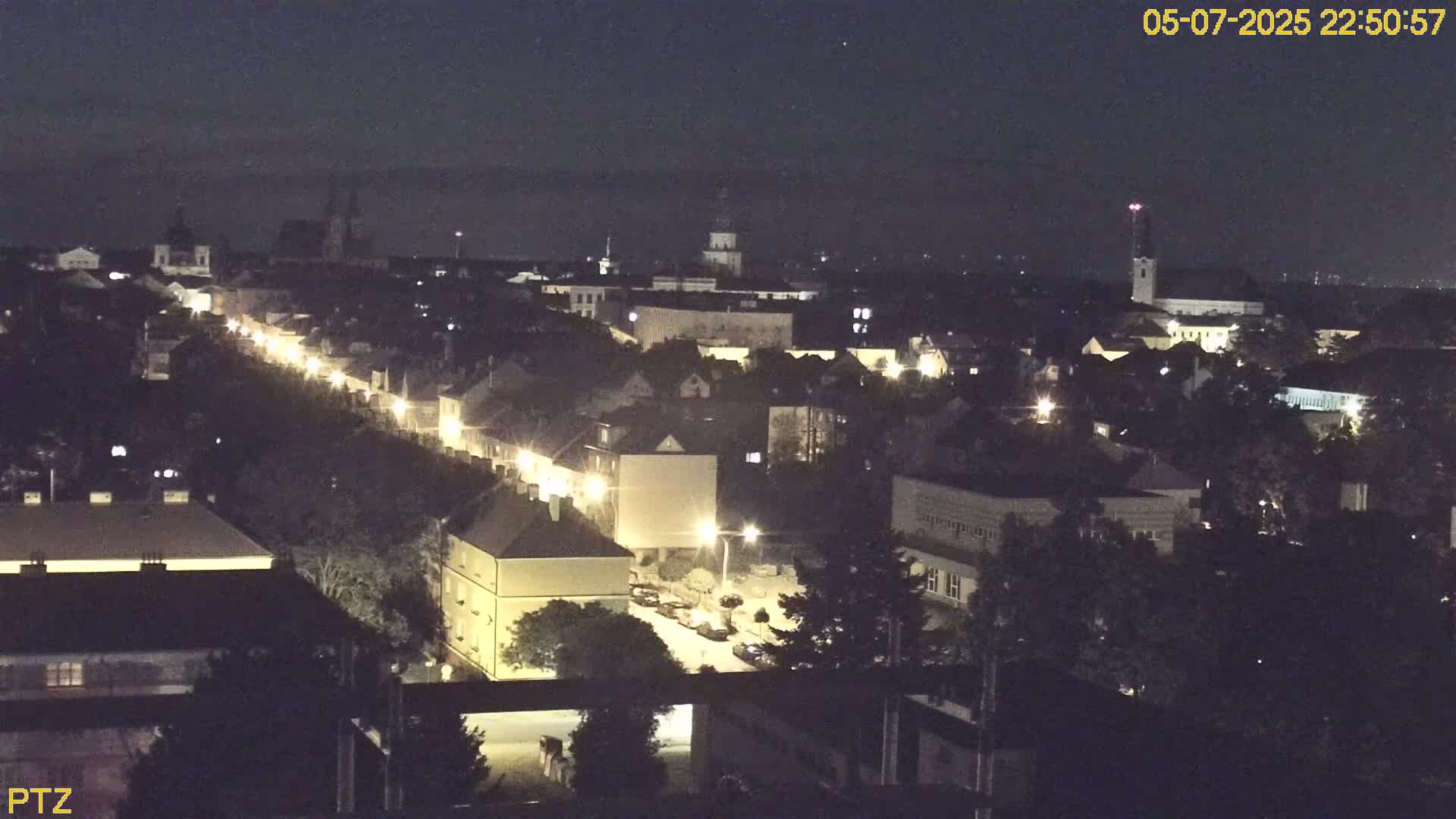 Kroměříž  PTZ Rotary Panaromic Skyline Live Cam - Kromeriz, Zlin, Czechia