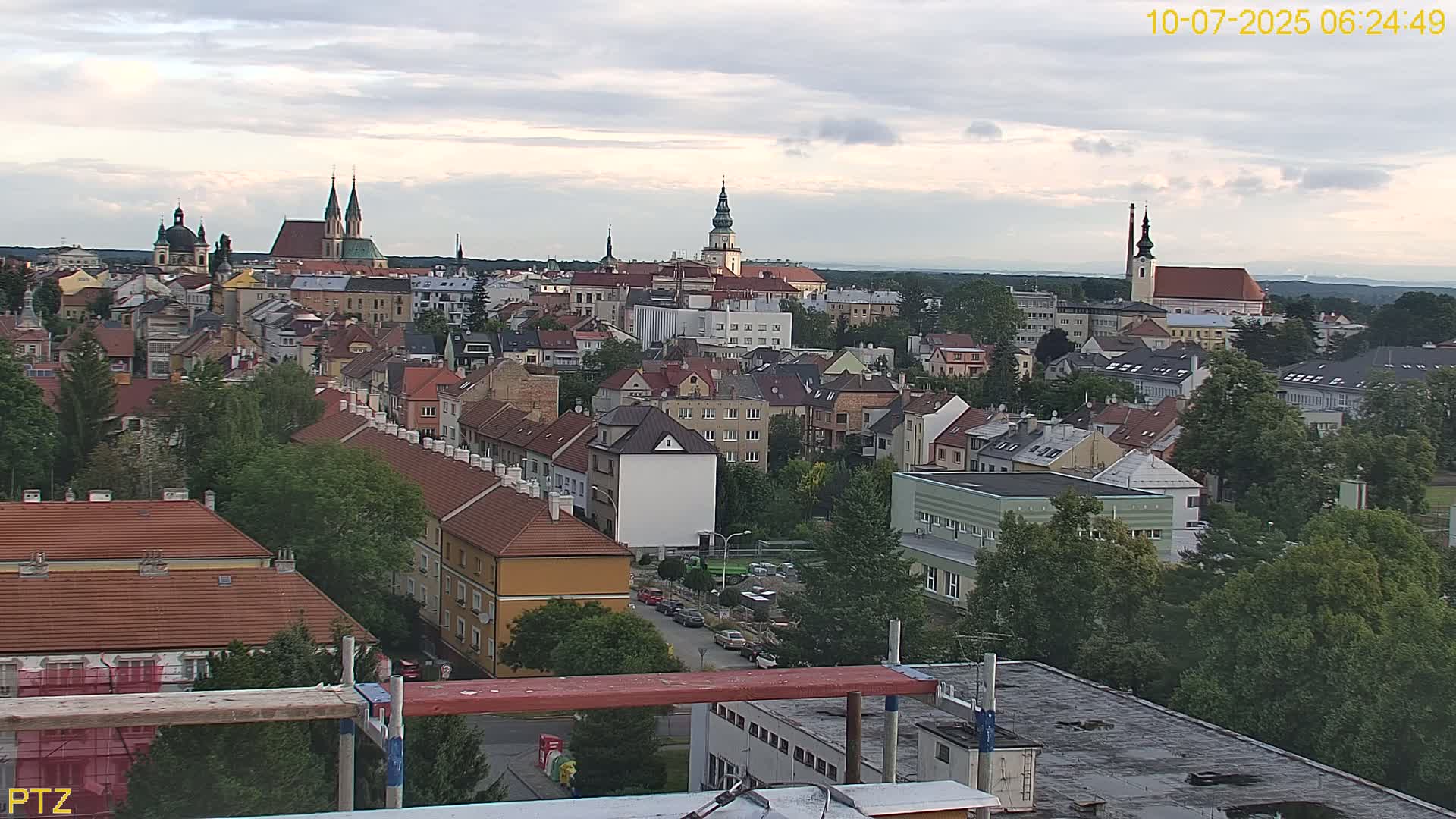 Kroměříž  PTZ Rotary Panaromic Skyline Live Cam - Kromeriz, Zlin, Czechia