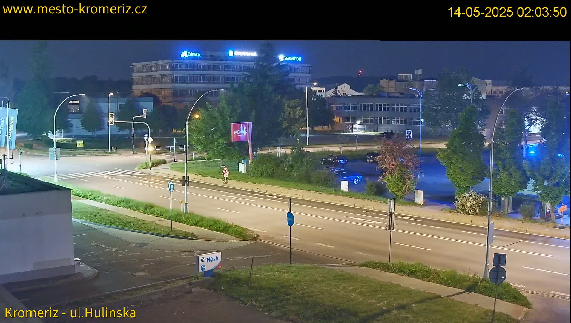 Kroměříž ,  Hulínská & Kaplanova & Čelakovského Intersection Live Cam -  Kromeriz, Zlin, Czechia