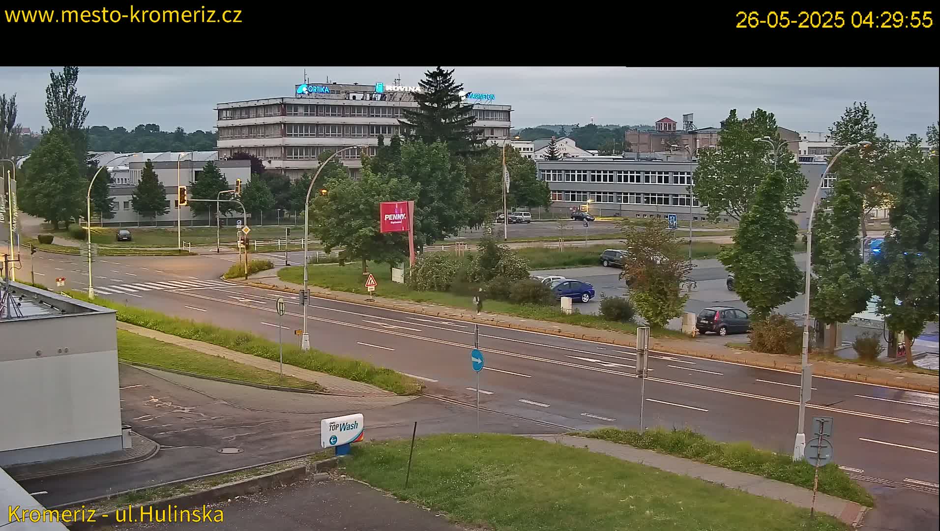 Kroměříž ,  Hulínská & Kaplanova & Čelakovského Intersection Live Cam -  Kromeriz, Zlin, Czechia