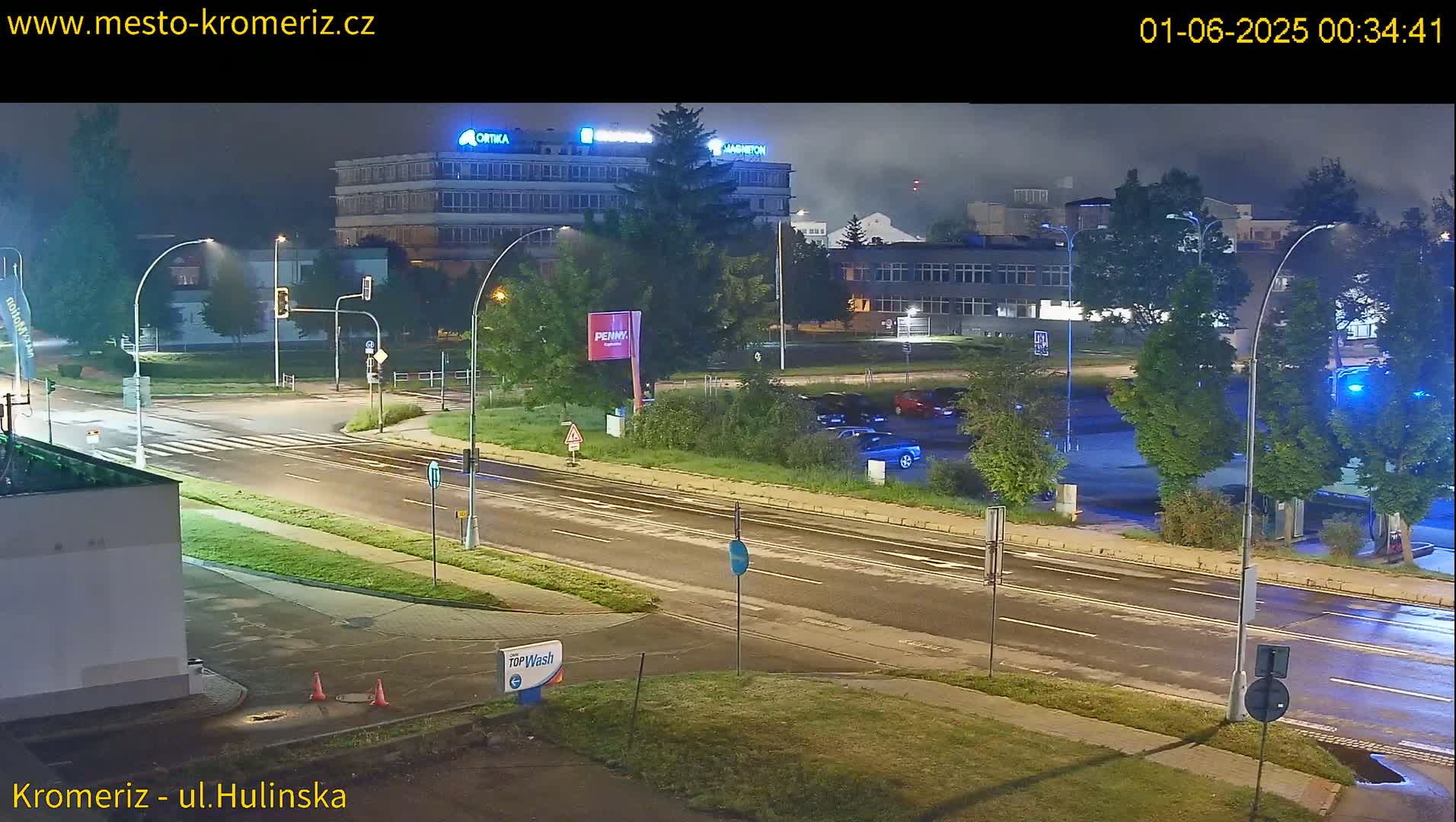 Kroměříž ,  Hulínská & Kaplanova & Čelakovského Intersection Live Cam -  Kromeriz, Zlin, Czechia
