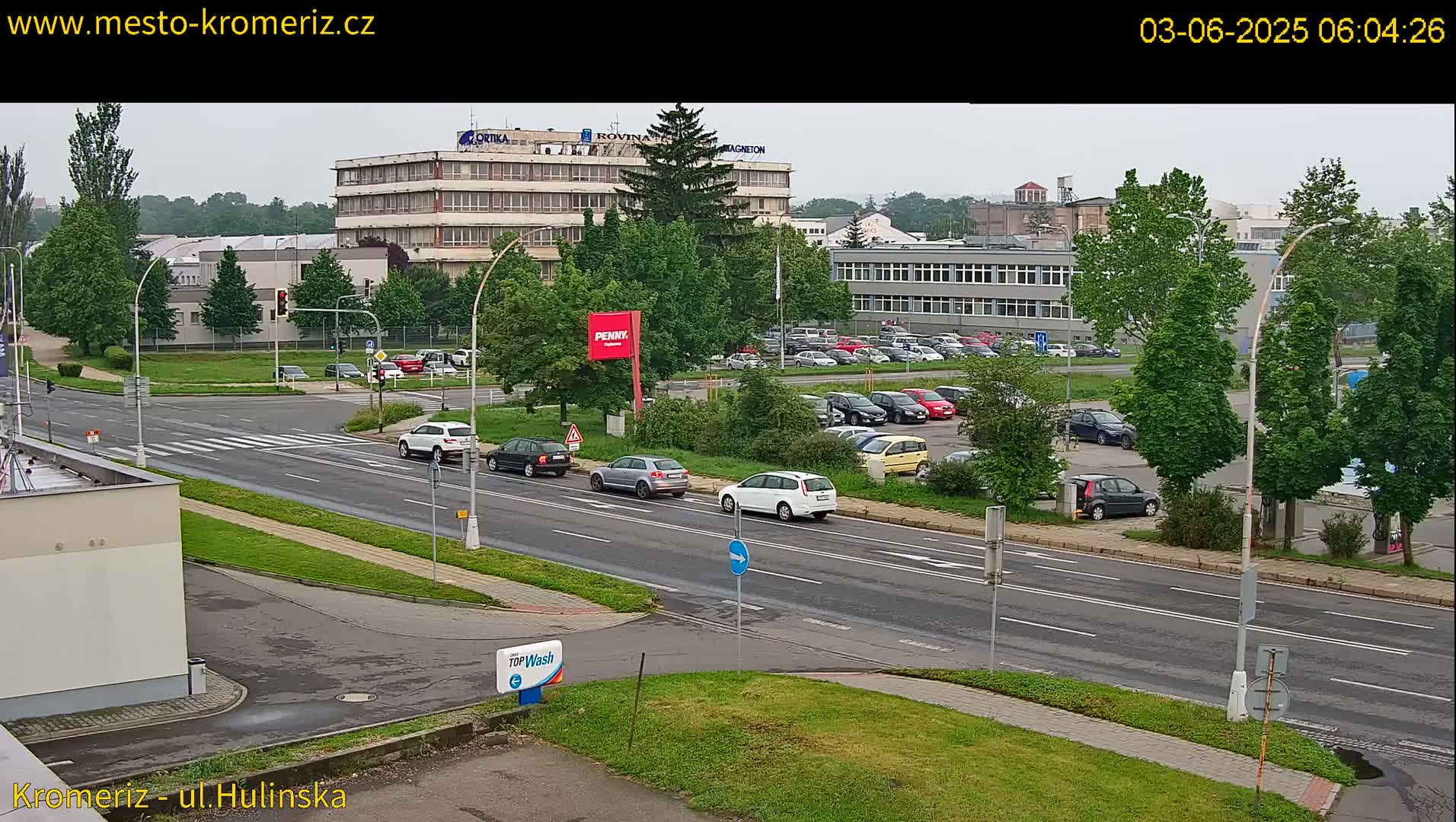 Kroměříž ,  Hulínská & Kaplanova & Čelakovského Intersection Live Cam -  Kromeriz, Zlin, Czechia
