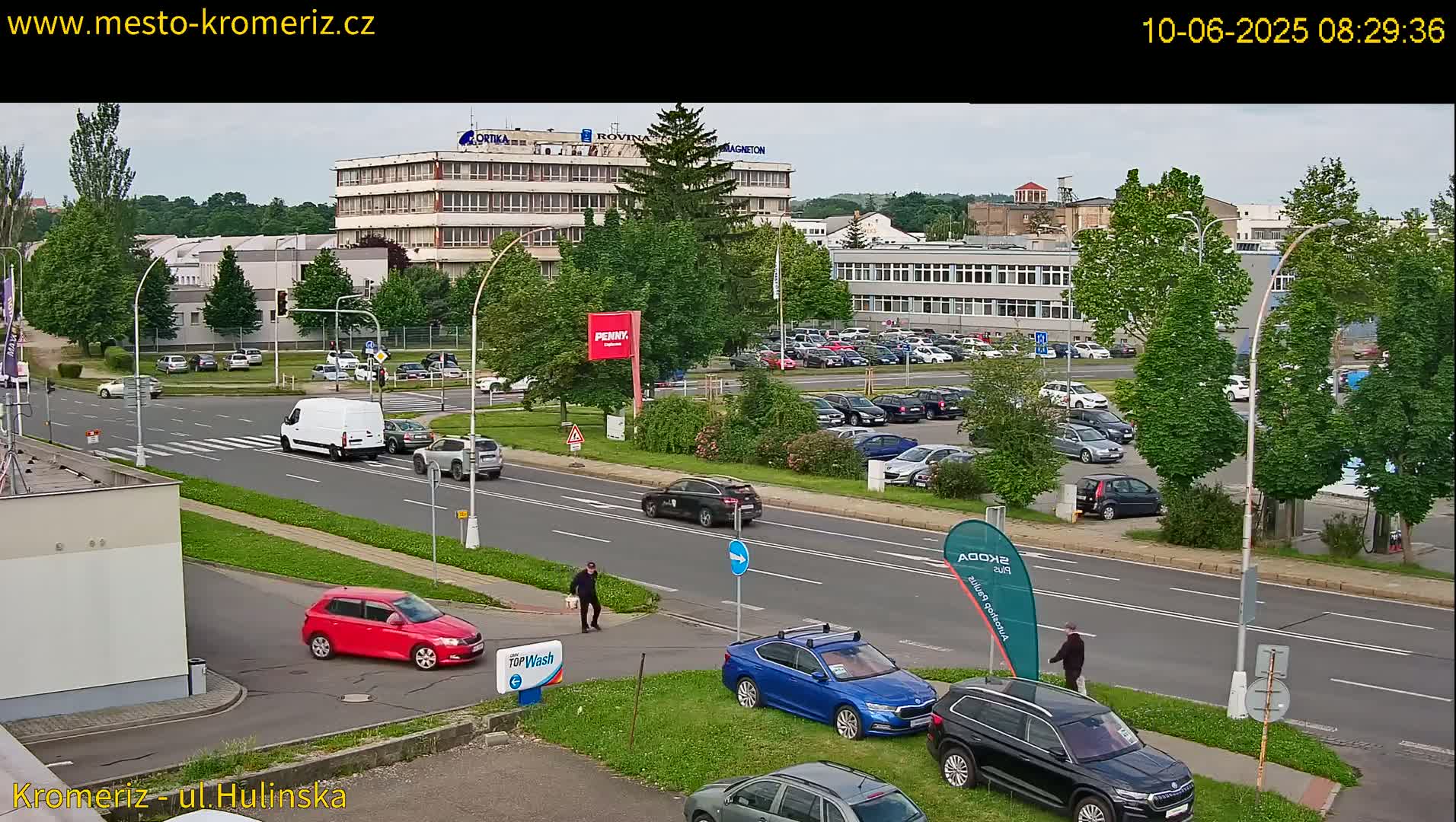Kroměříž ,  Hulínská & Kaplanova & Čelakovského Intersection Live Cam -  Kromeriz, Zlin, Czechia