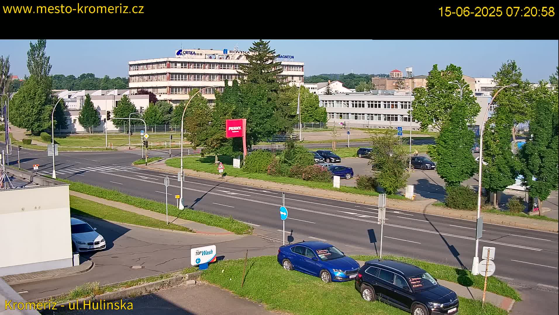 Kroměříž ,  Hulínská & Kaplanova & Čelakovského Intersection Live Cam -  Kromeriz, Zlin, Czechia