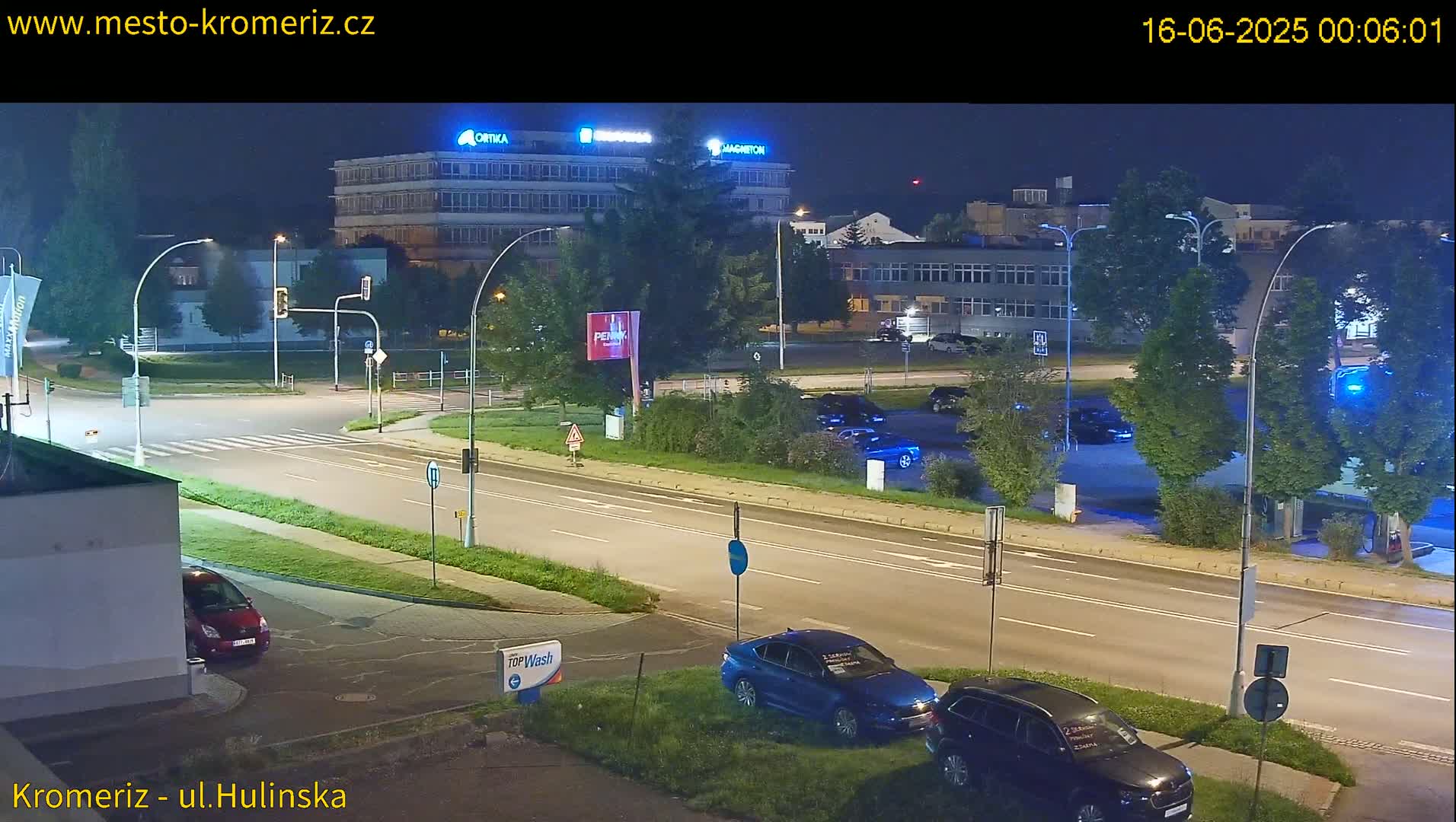 Kroměříž ,  Hulínská & Kaplanova & Čelakovského Intersection Live Cam -  Kromeriz, Zlin, Czechia
