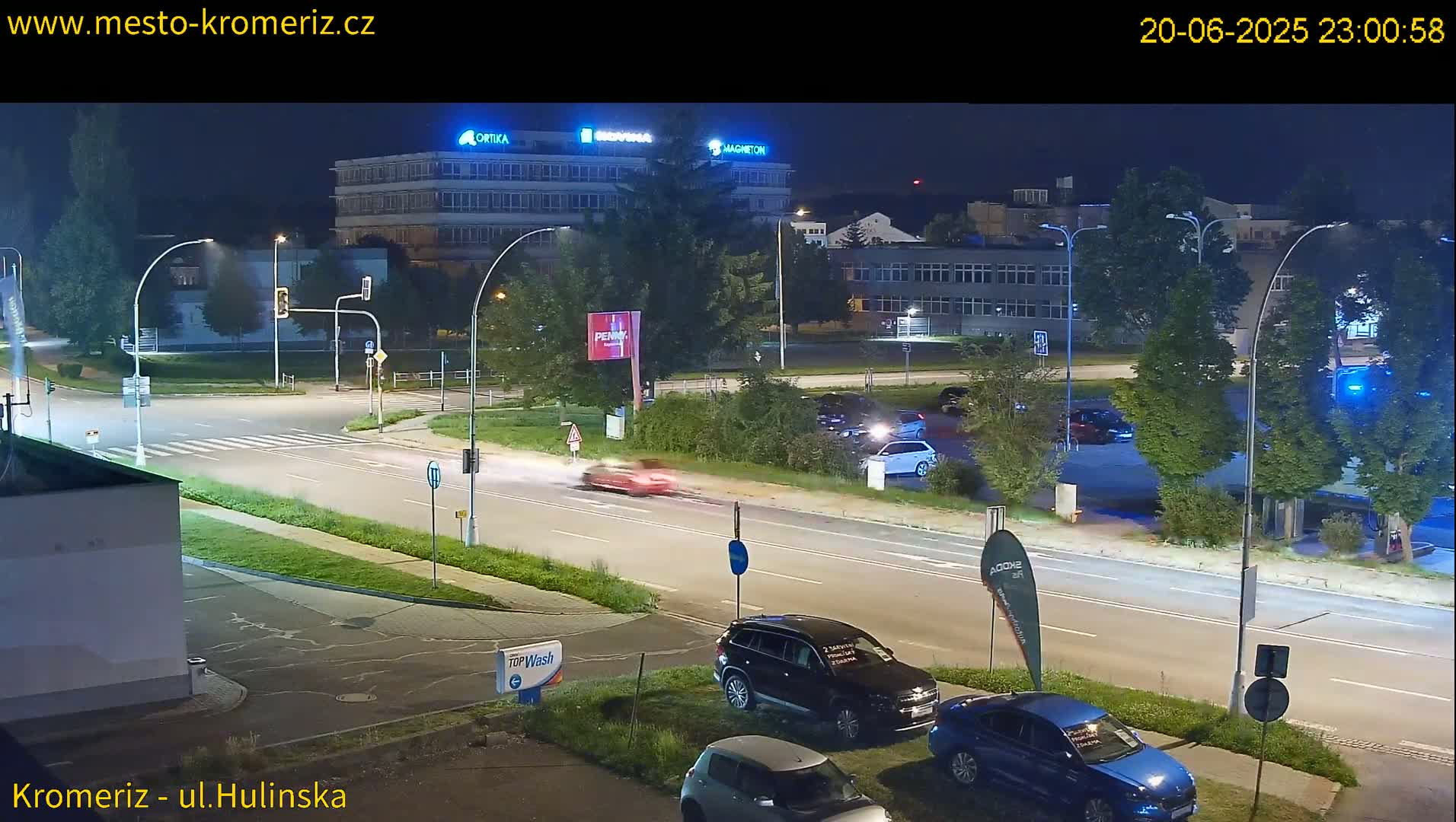 Kroměříž ,  Hulínská & Kaplanova & Čelakovského Intersection Live Cam -  Kromeriz, Zlin, Czechia