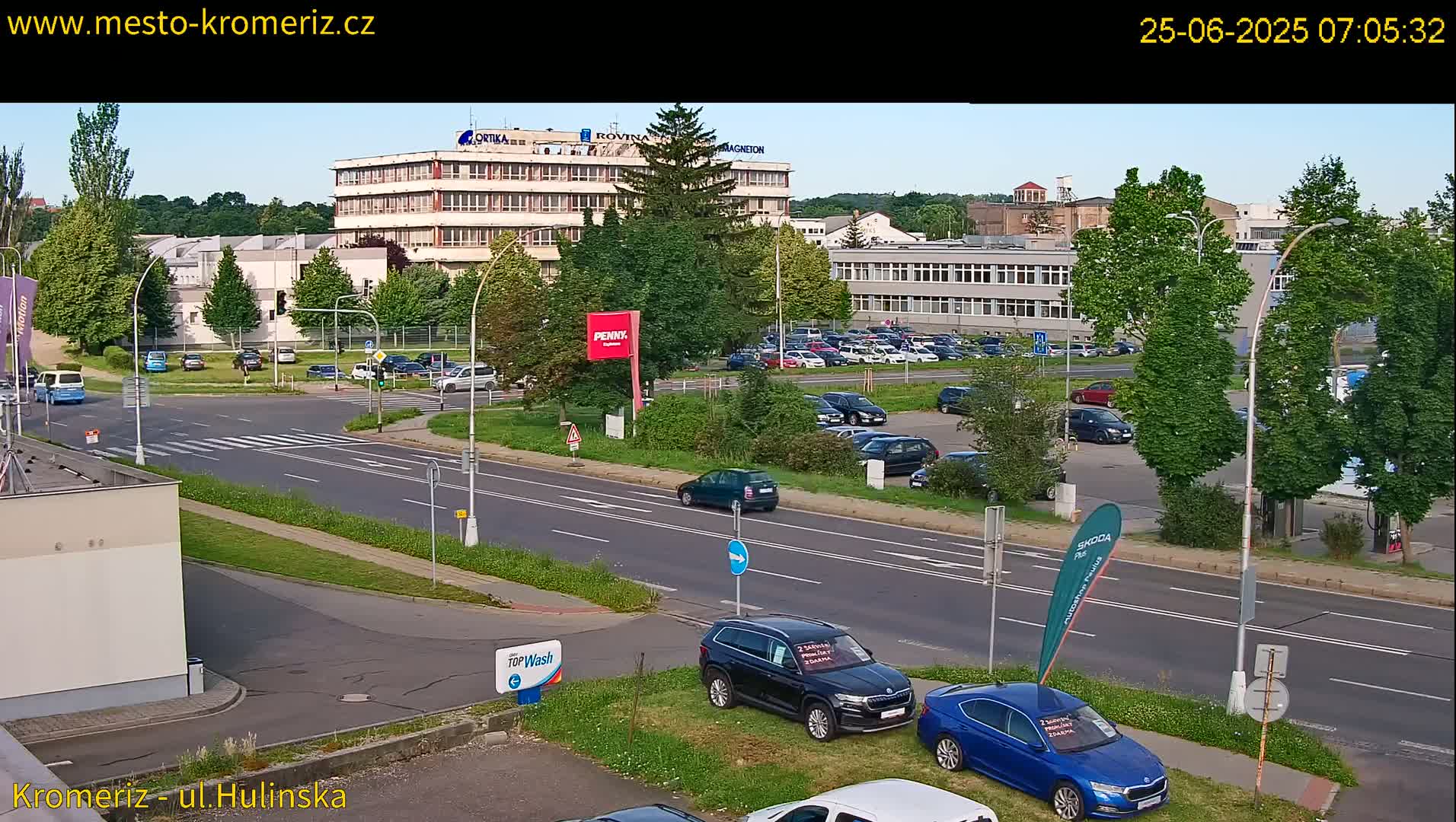 Kroměříž ,  Hulínská & Kaplanova & Čelakovského Intersection Live Cam -  Kromeriz, Zlin, Czechia