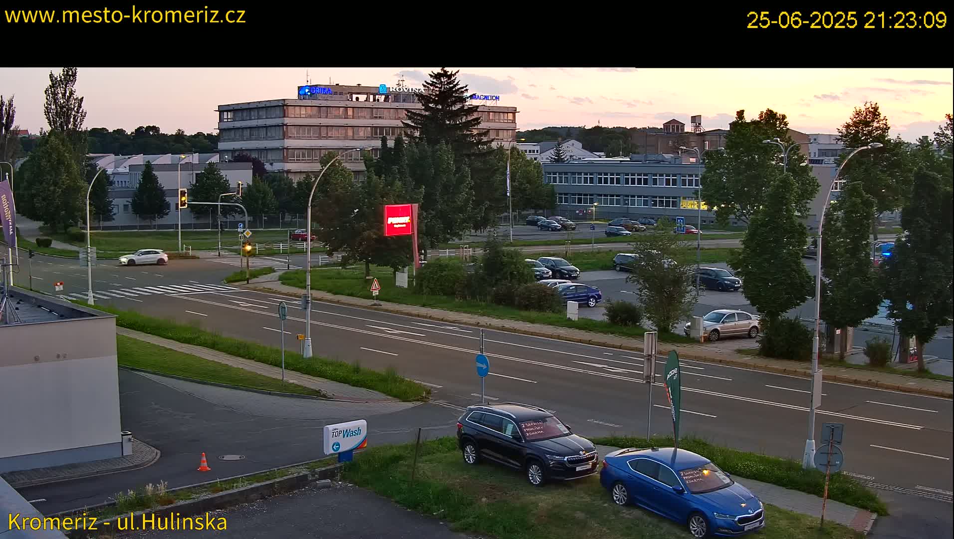 Kroměříž ,  Hulínská & Kaplanova & Čelakovského Intersection Live Cam -  Kromeriz, Zlin, Czechia