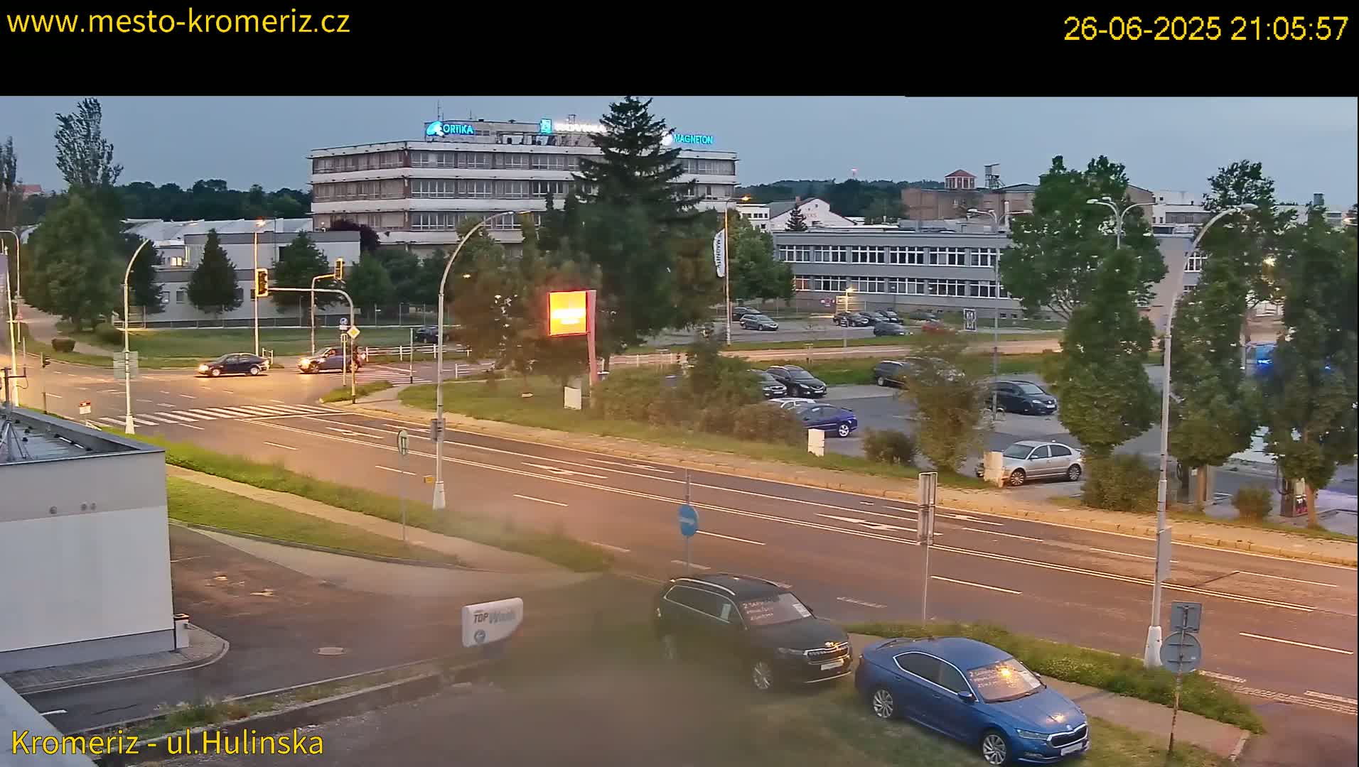 Kroměříž ,  Hulínská & Kaplanova & Čelakovského Intersection Live Cam -  Kromeriz, Zlin, Czechia