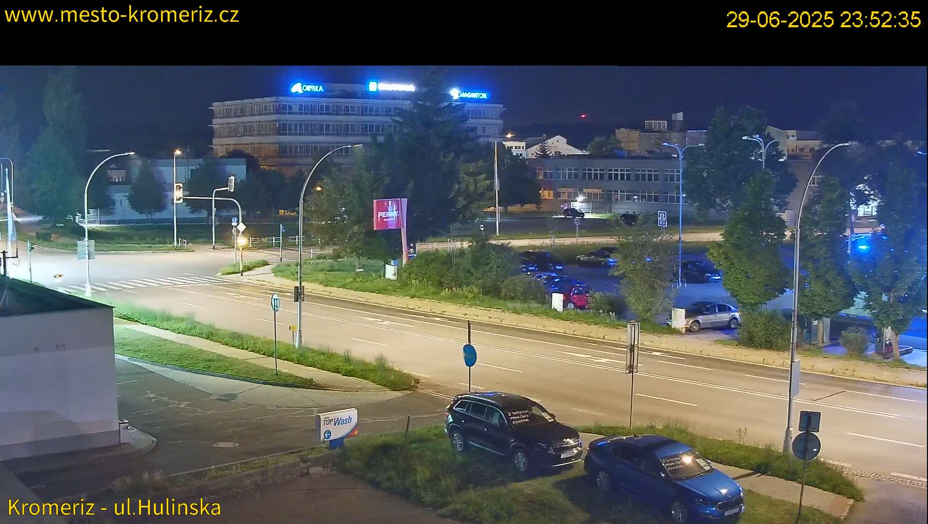 Kroměříž ,  Hulínská & Kaplanova & Čelakovského Intersection Live Cam -  Kromeriz, Zlin, Czechia