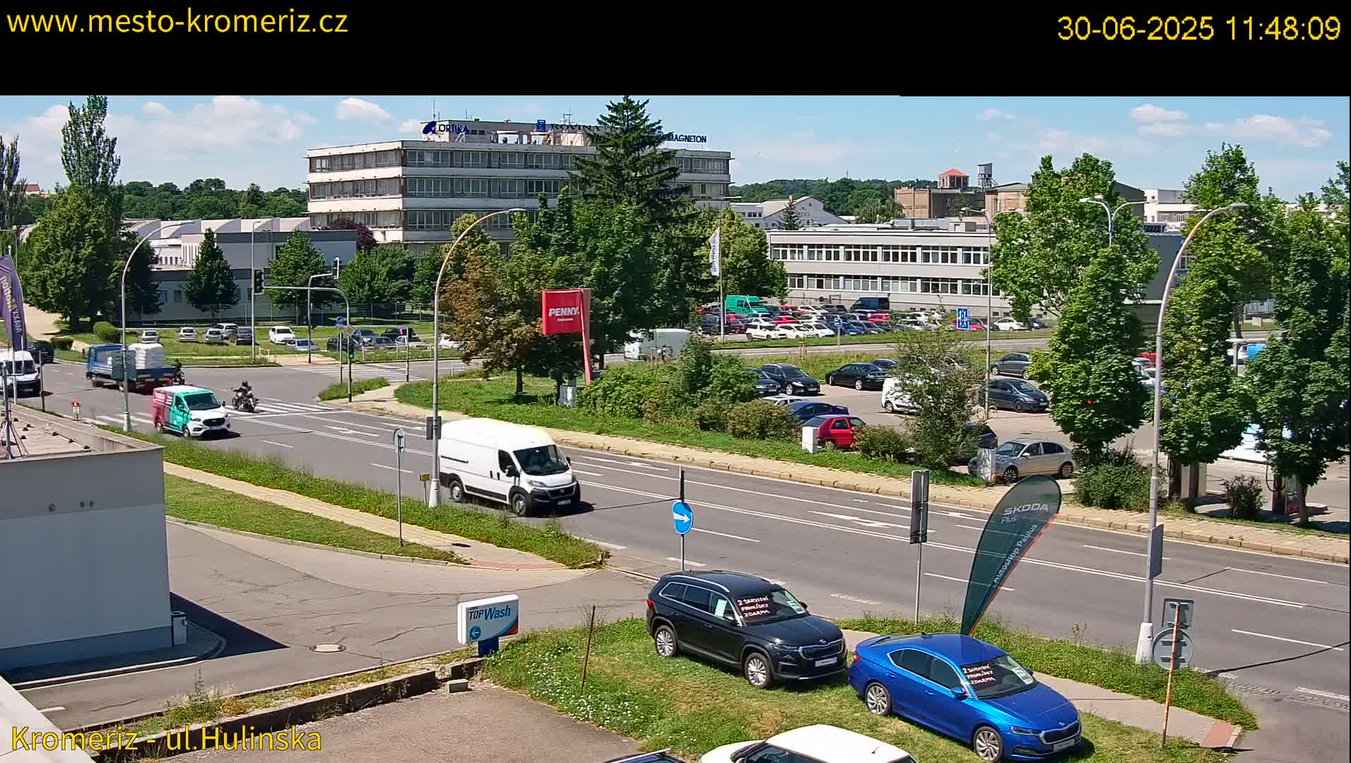 Kroměříž ,  Hulínská & Kaplanova & Čelakovského Intersection Live Cam -  Kromeriz, Zlin, Czechia