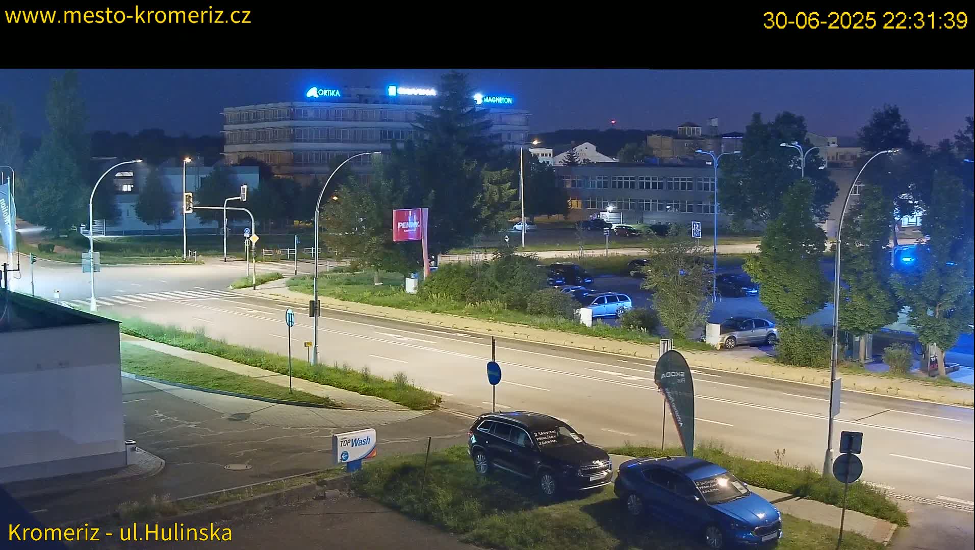 Kroměříž ,  Hulínská & Kaplanova & Čelakovského Intersection Live Cam -  Kromeriz, Zlin, Czechia