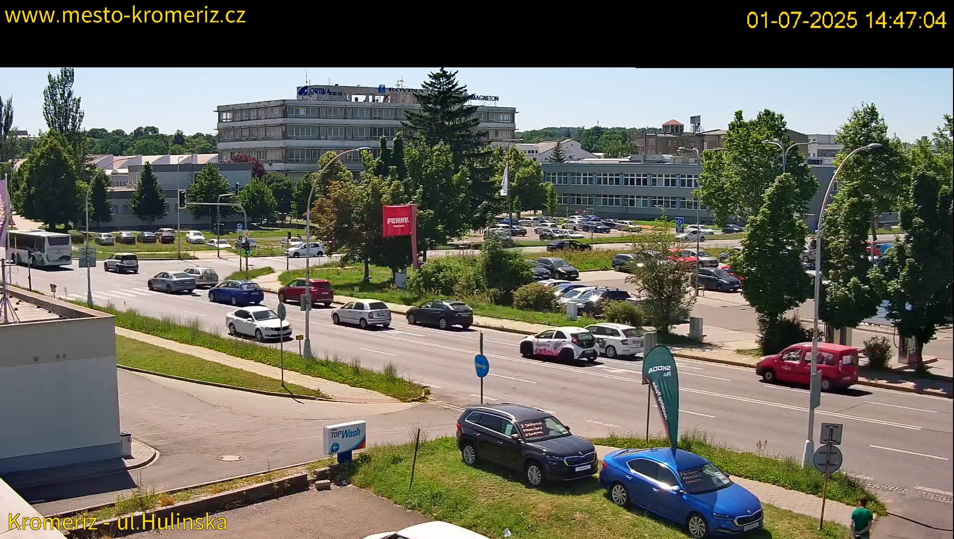 Kroměříž ,  Hulínská & Kaplanova & Čelakovského Intersection Live Cam -  Kromeriz, Zlin, Czechia