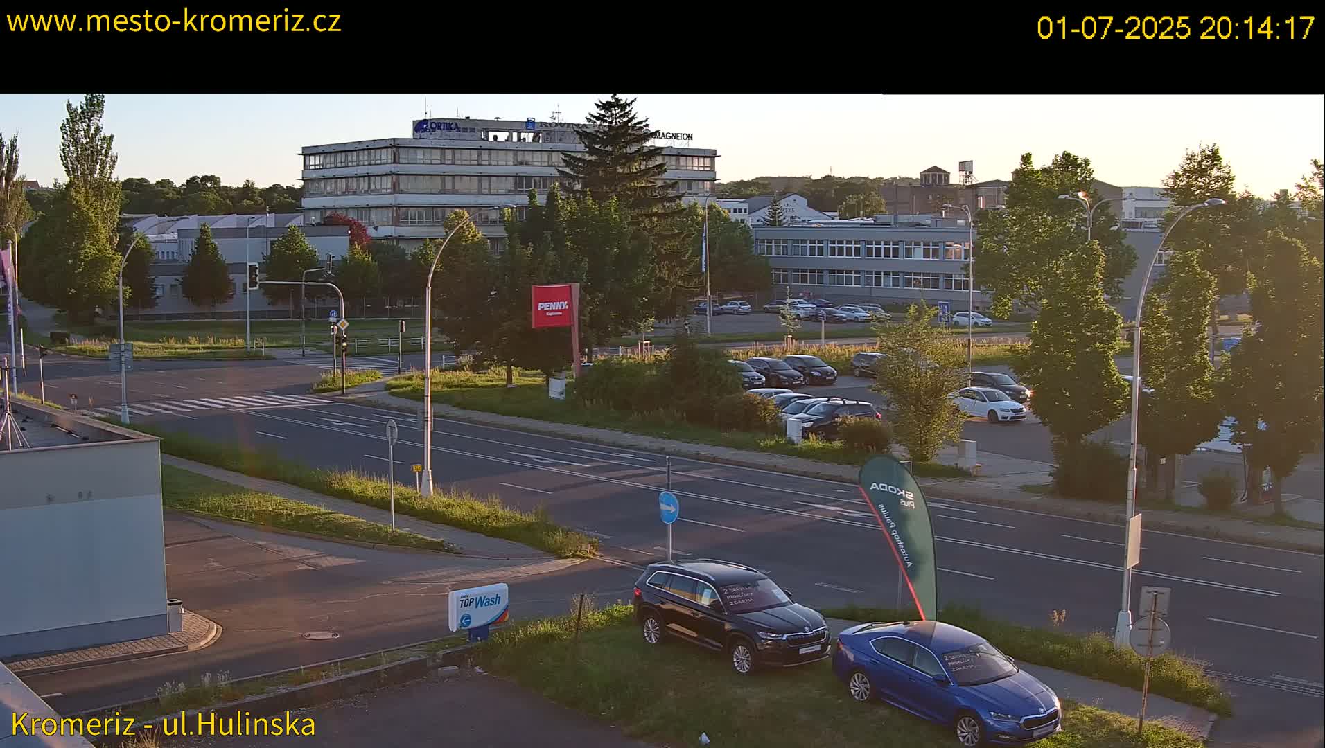 Kroměříž ,  Hulínská & Kaplanova & Čelakovského Intersection Live Cam -  Kromeriz, Zlin, Czechia