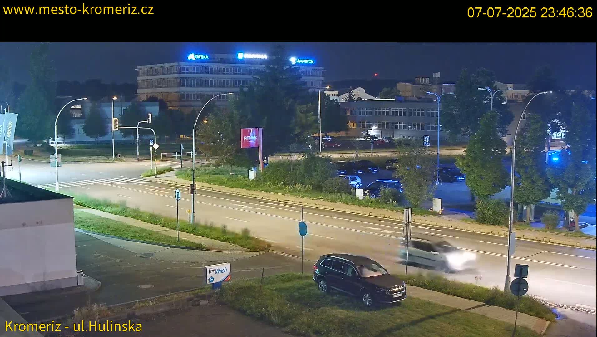 Kroměříž ,  Hulínská & Kaplanova & Čelakovského Intersection Live Cam -  Kromeriz, Zlin, Czechia