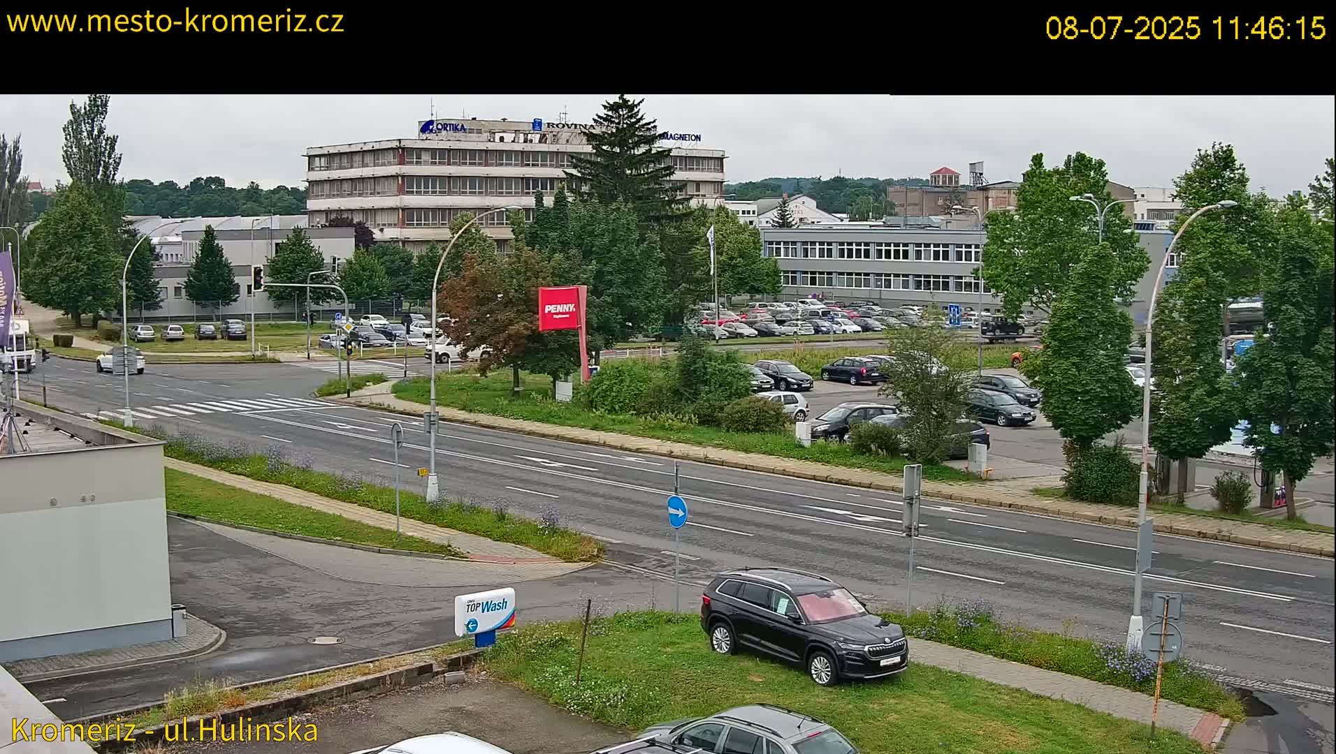Kroměříž ,  Hulínská & Kaplanova & Čelakovského Intersection Live Cam -  Kromeriz, Zlin, Czechia