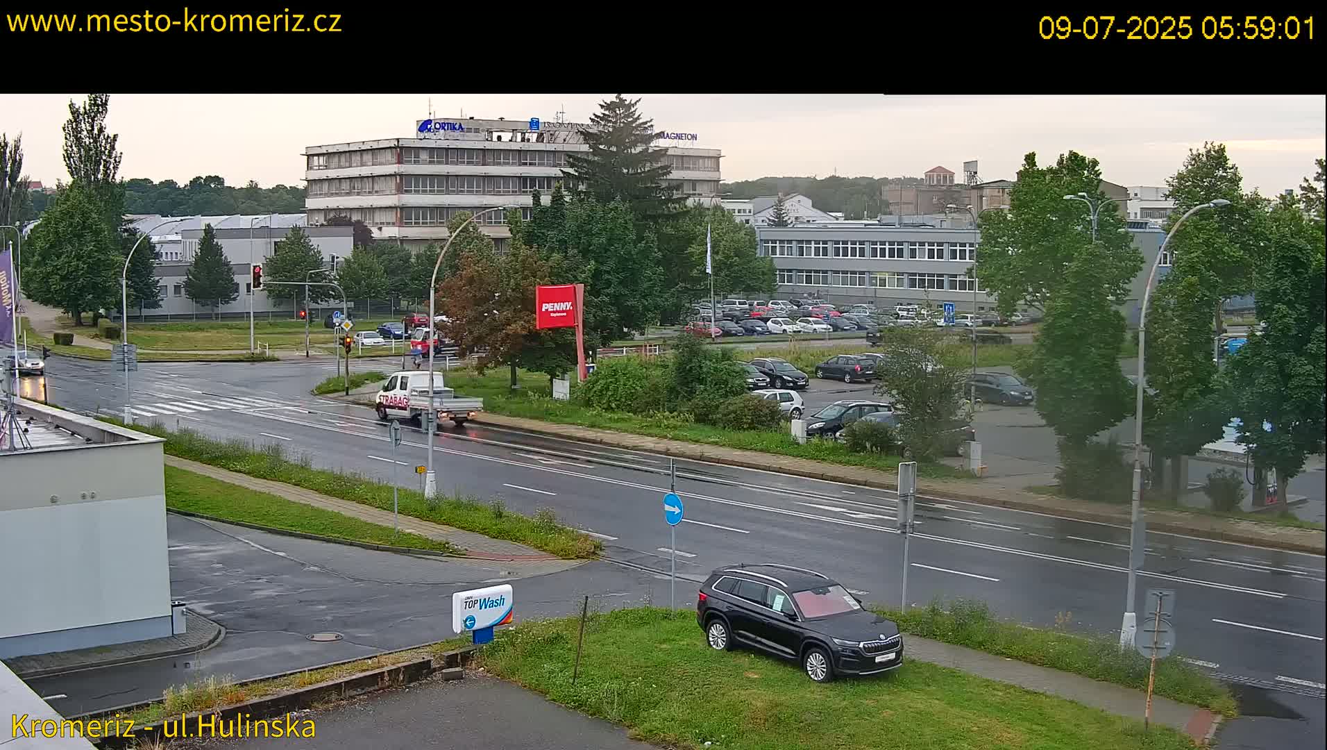 Kroměříž ,  Hulínská & Kaplanova & Čelakovského Intersection Live Cam -  Kromeriz, Zlin, Czechia
