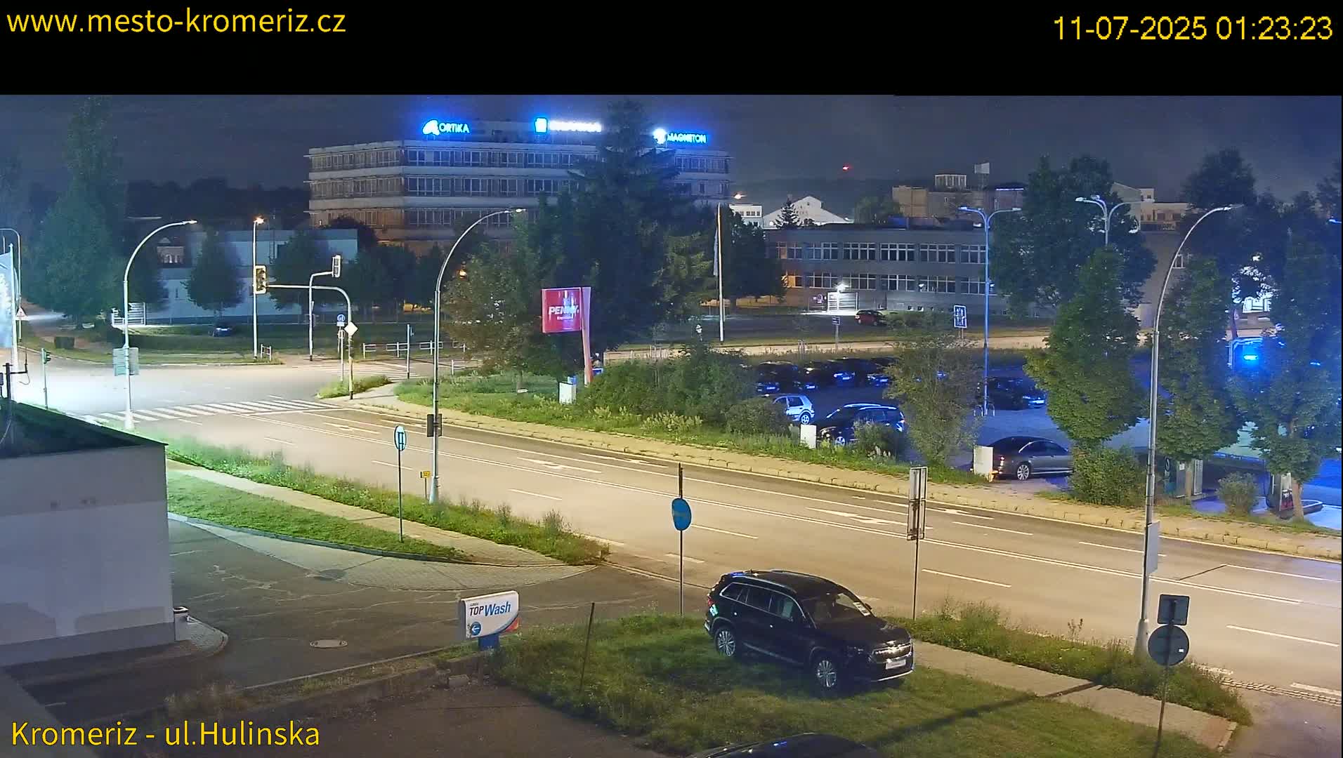 Kroměříž ,  Hulínská & Kaplanova & Čelakovského Intersection Live Cam -  Kromeriz, Zlin, Czechia