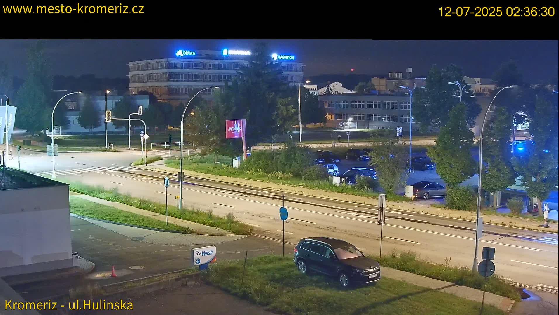 Kroměříž ,  Hulínská & Kaplanova & Čelakovského Intersection Live Cam -  Kromeriz, Zlin, Czechia
