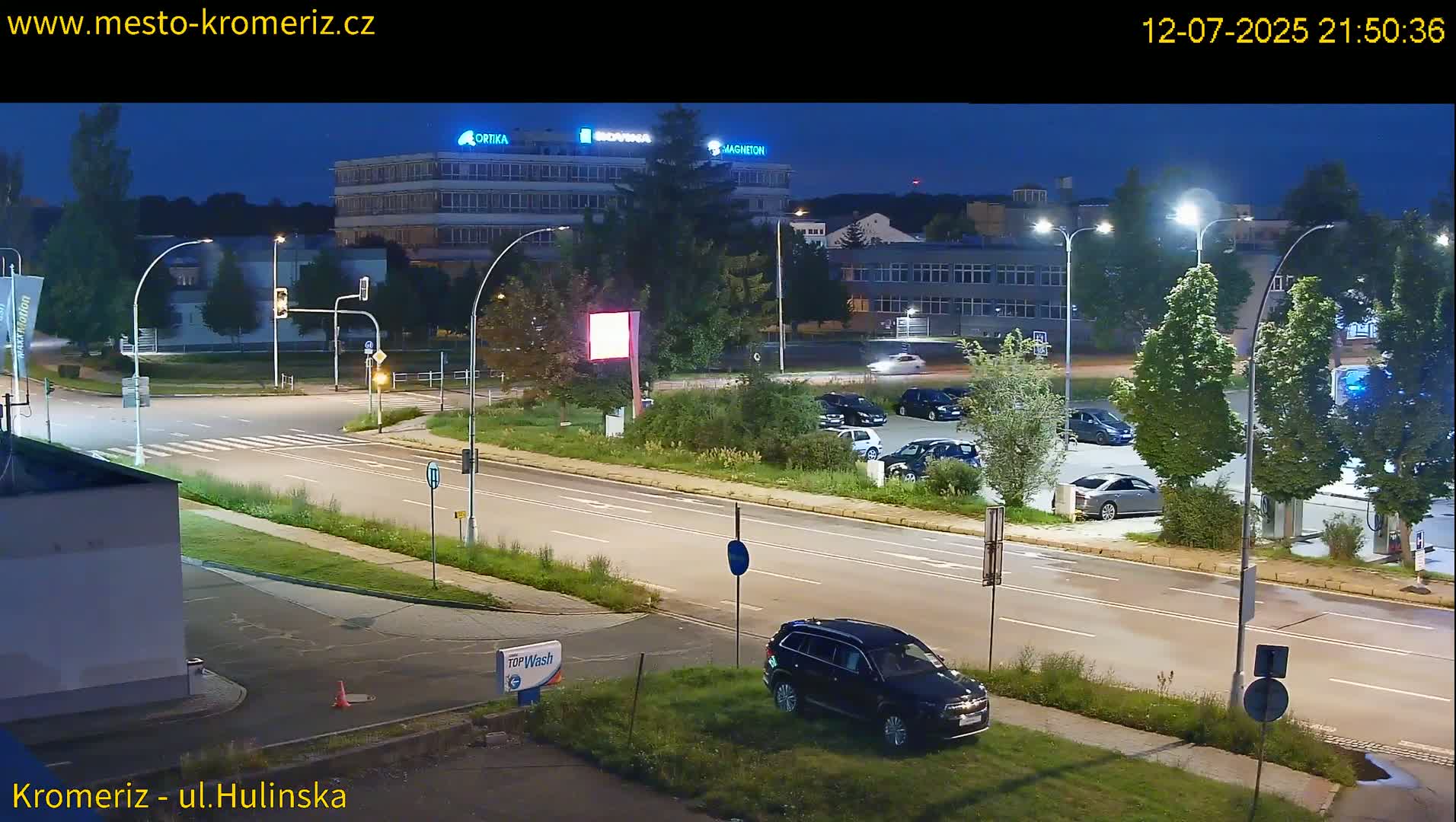 Kroměříž ,  Hulínská & Kaplanova & Čelakovského Intersection Live Cam -  Kromeriz, Zlin, Czechia