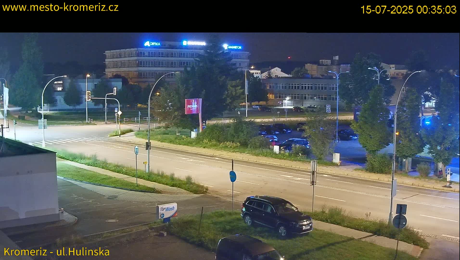 Kroměříž ,  Hulínská & Kaplanova & Čelakovského Intersection Live Cam -  Kromeriz, Zlin, Czechia