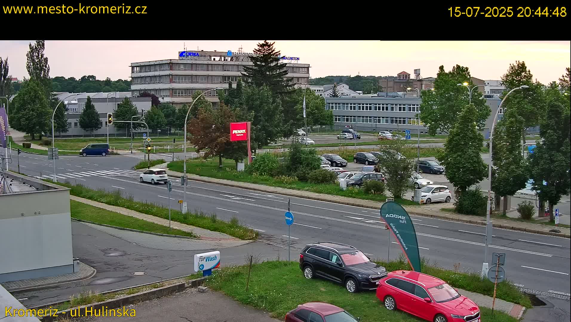 Kroměříž ,  Hulínská & Kaplanova & Čelakovského Intersection Live Cam -  Kromeriz, Zlin, Czechia