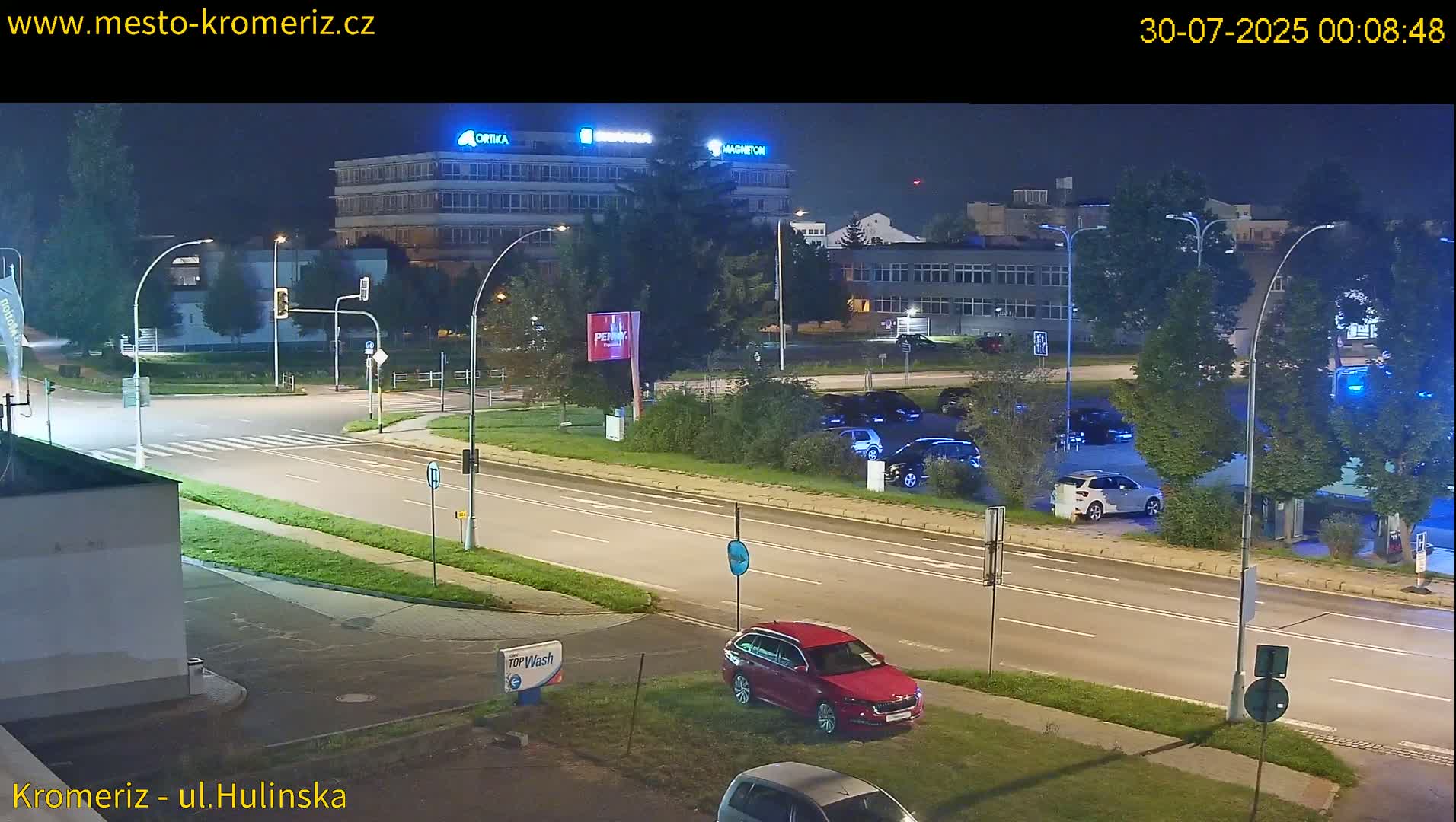 Kroměříž ,  Hulínská & Kaplanova & Čelakovského Intersection Live Cam -  Kromeriz, Zlin, Czechia